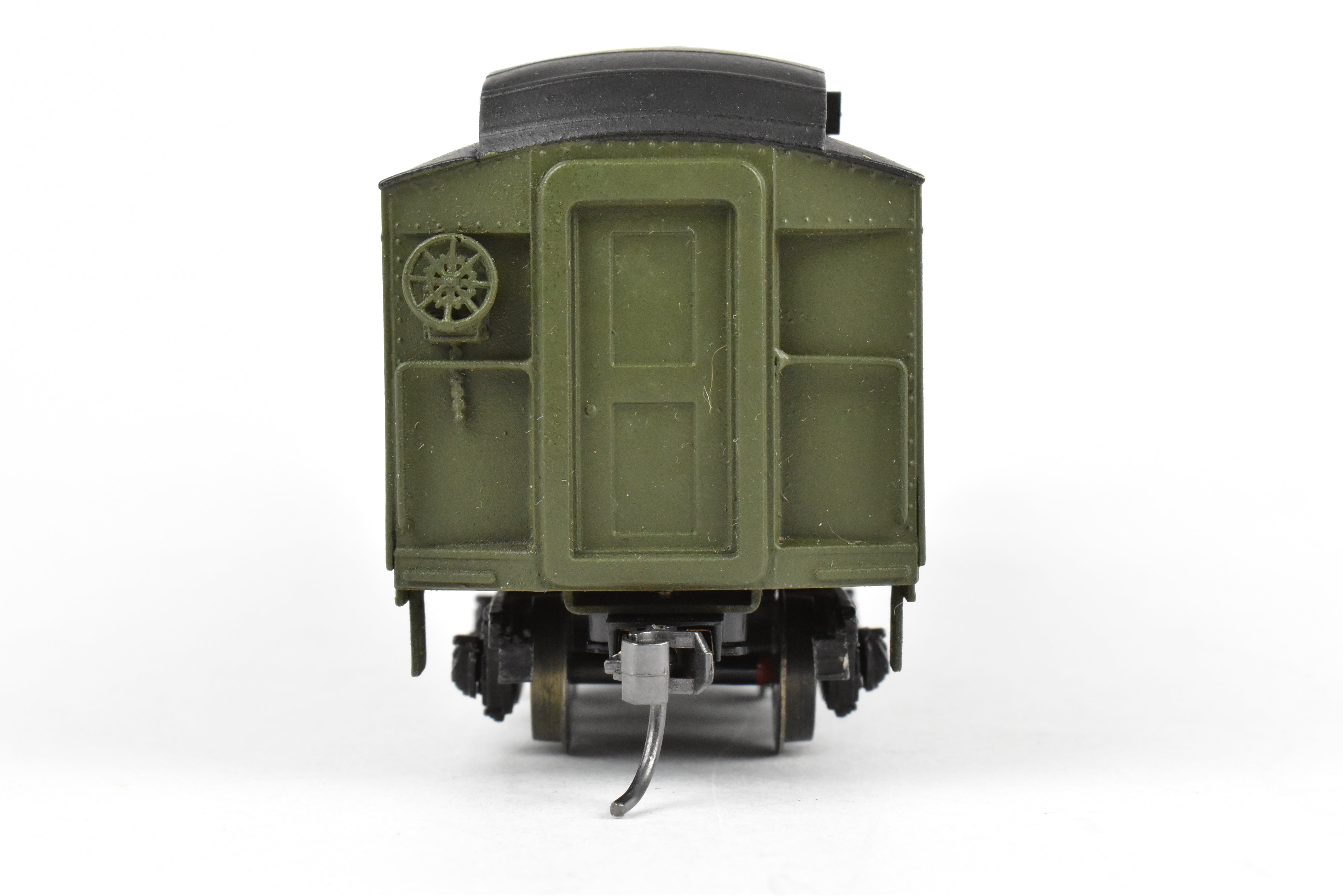 HO Scale Brass ATSF Santa Fe Heavyweight RPO Car with Custom Paint and Metal Wheels