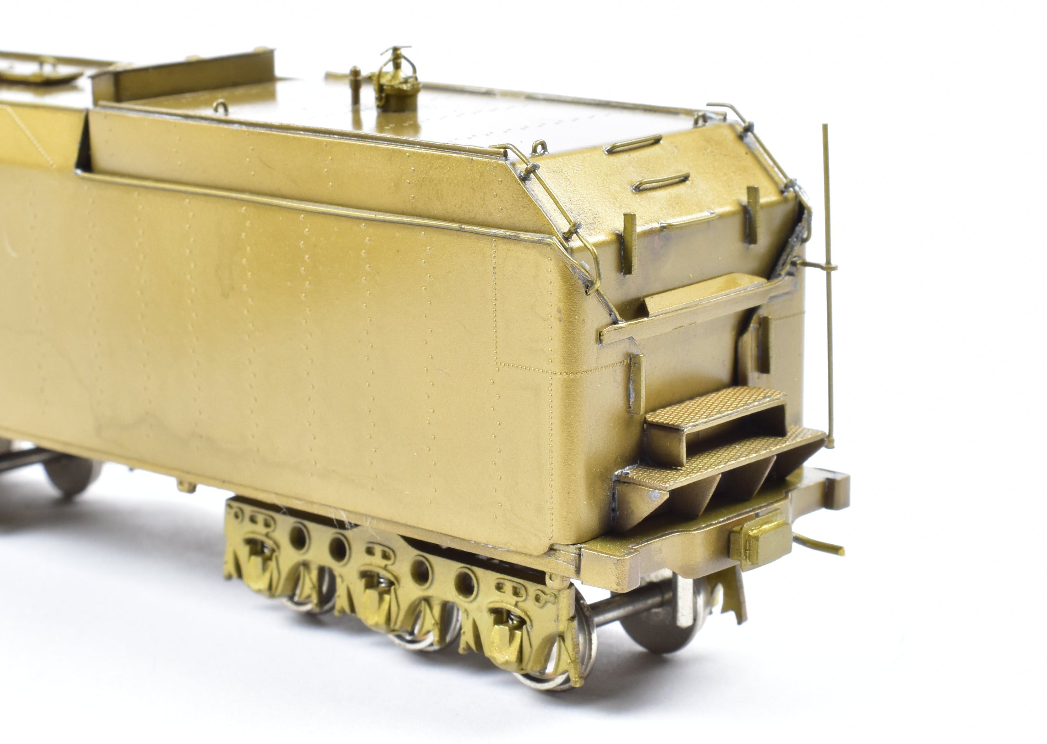 HO Scale Brass Model Train - Sunset Models' Southern Pacific AC - 9 2 - 8 - 8 - 4 Yellowstone in Yellow Color