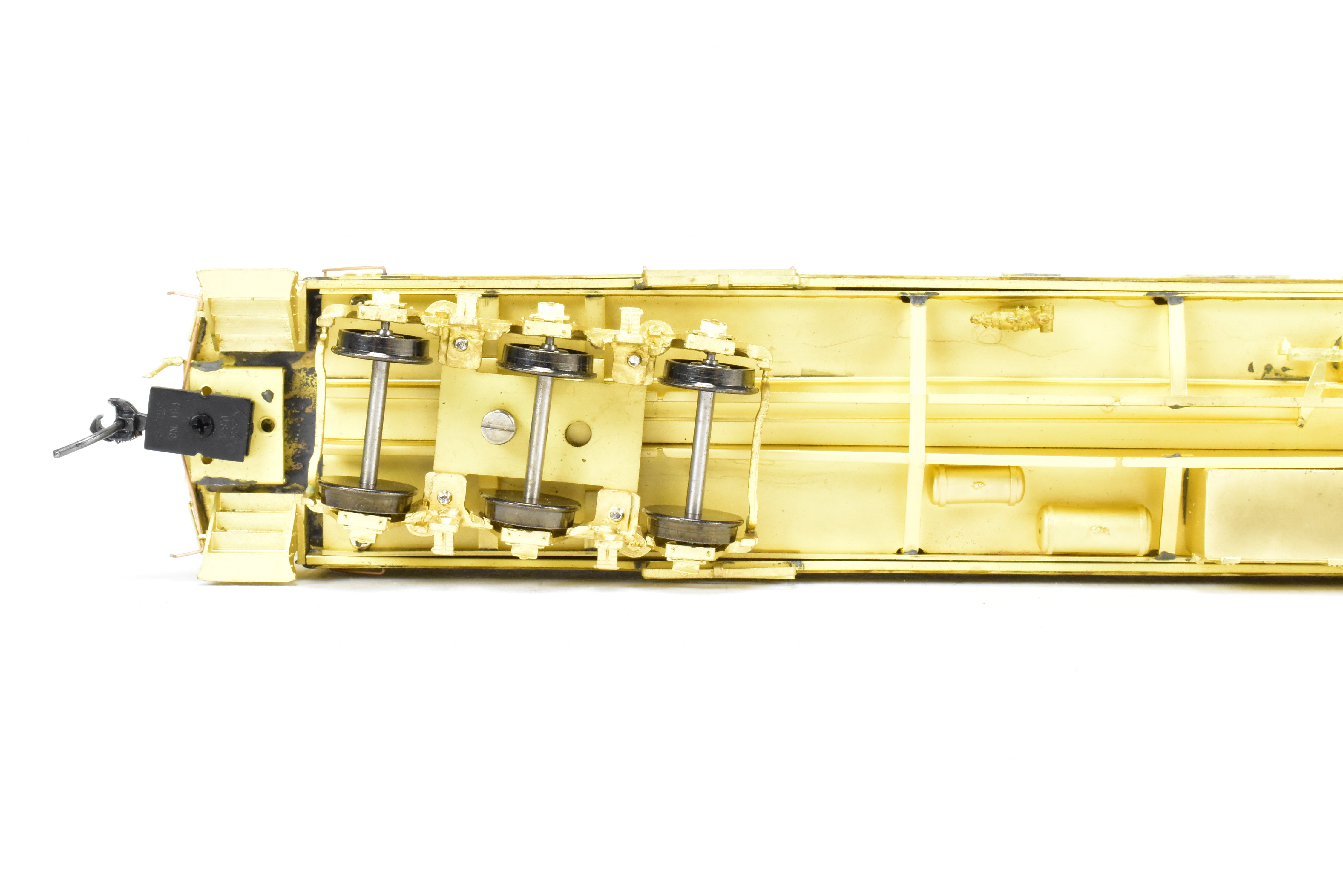 HO Scale Brass Pecos River ATSF - Santa Fe Heavyweight Combine Car #2410 (Wrong Box)