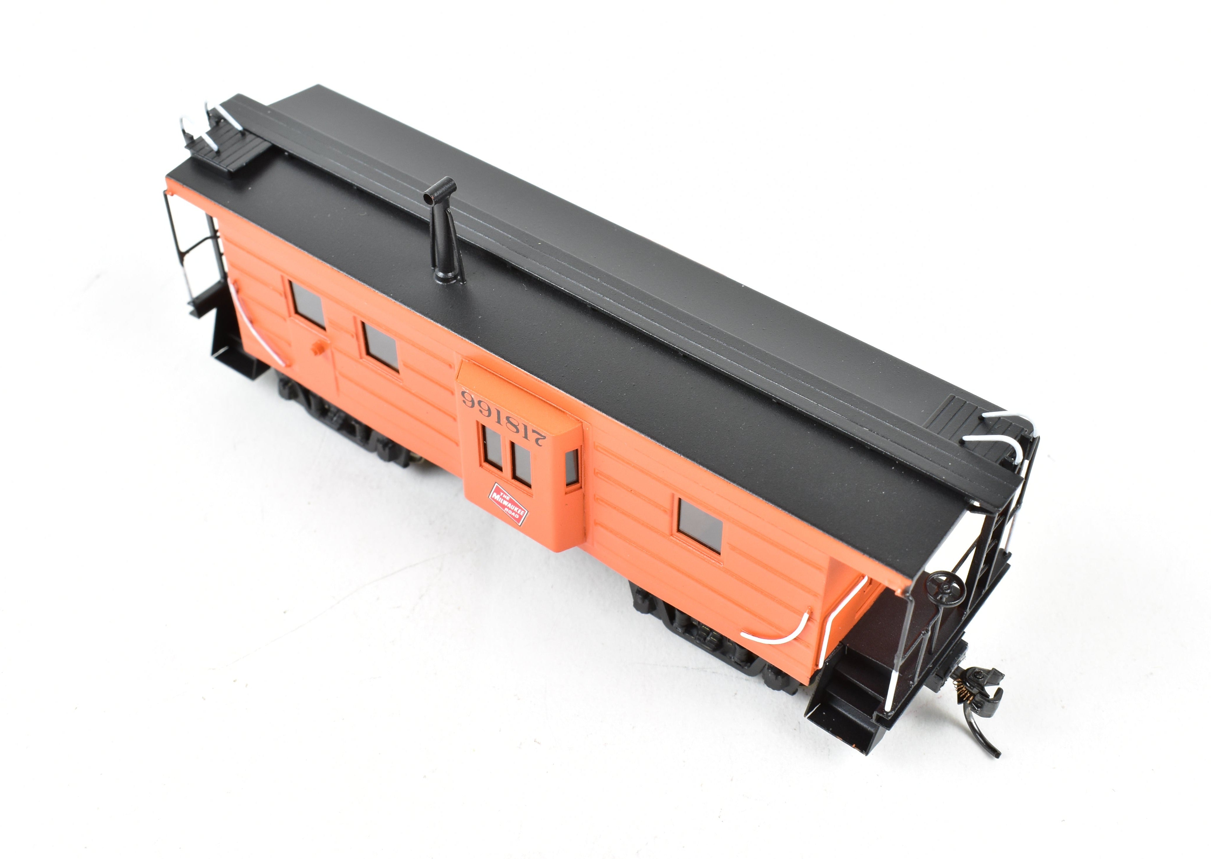 HO Scale Brass Nickel Plate Products Milwaukee Road Bay Window Caboose Pro-Painted #991817