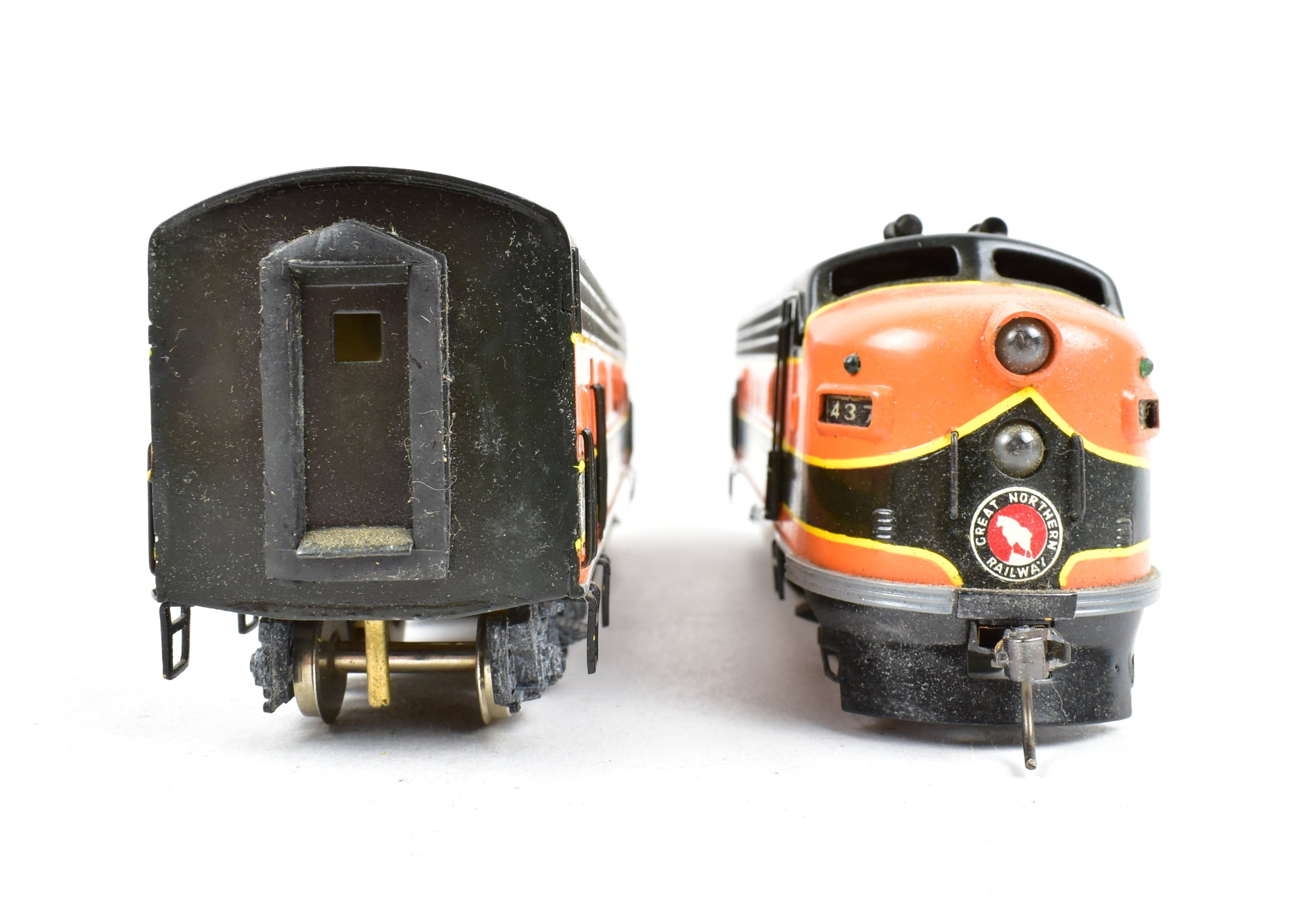 HO Scale Brass Model Train - Tenshodo GN Great Northern EMD F9 A/B Pair Factory - Painted Railway Set
