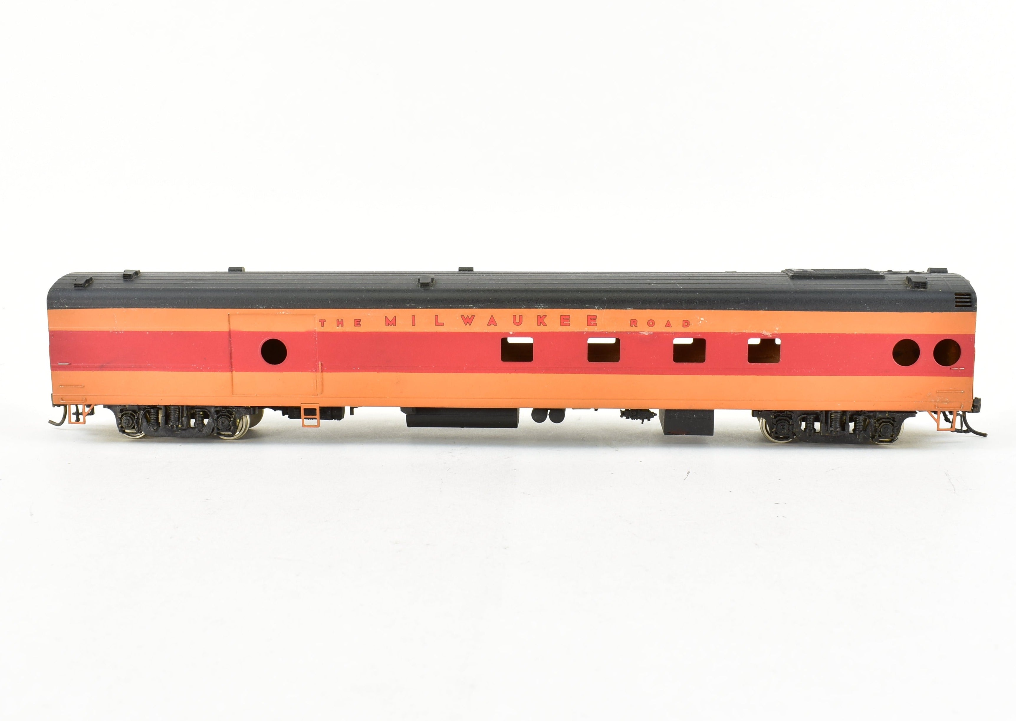 HO Scale Brass Model Train - Oriental Limited MILW - Milwaukee Road Olympain Hiawatha #1315 or 1316 Baggage Dormitory Car by CP