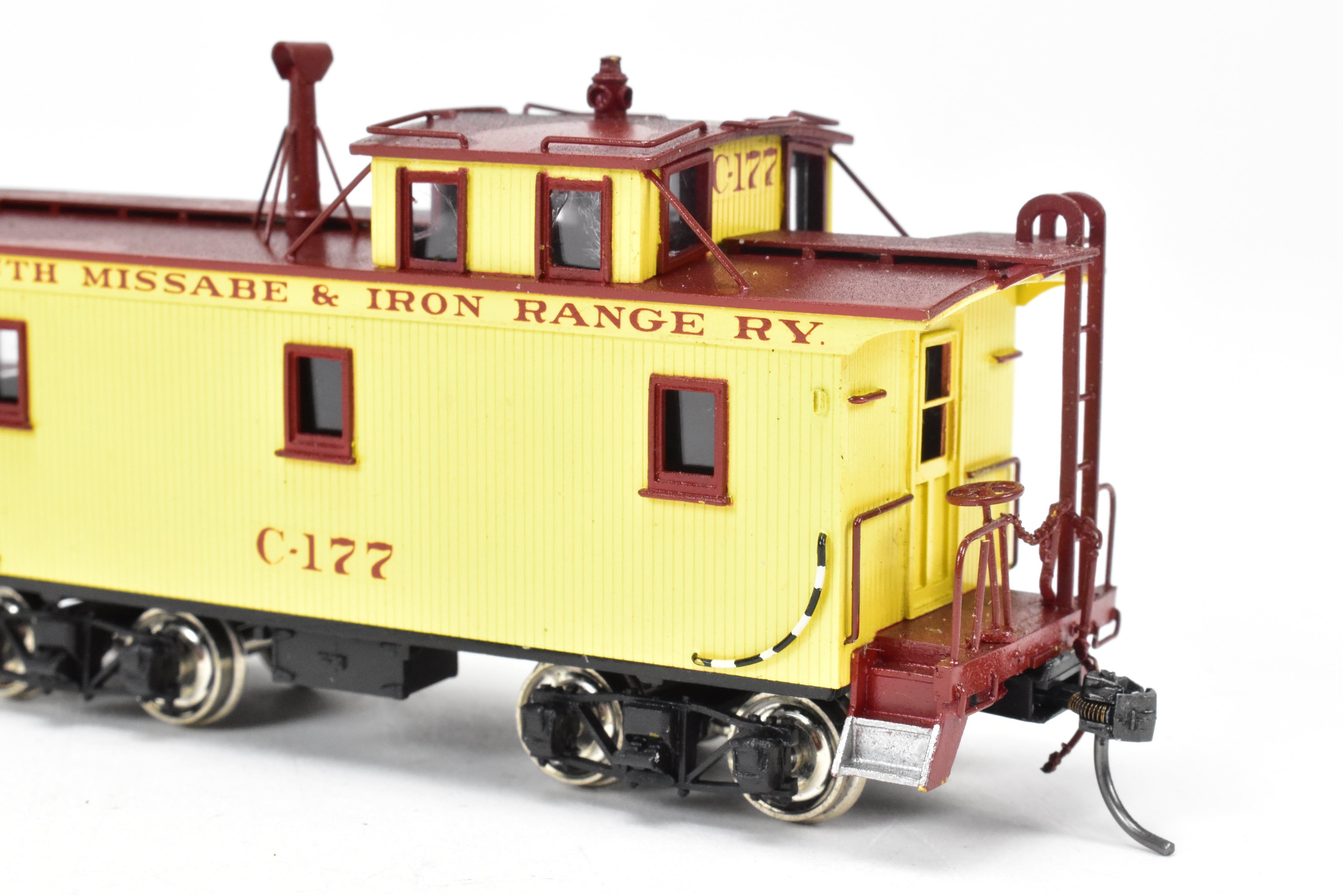 HO Scale Brass Pacific Fast Mail Model - SKI Duluth Missabe & Iron Range Wood Caboose FP, Factory Painted and Numbered C - 177