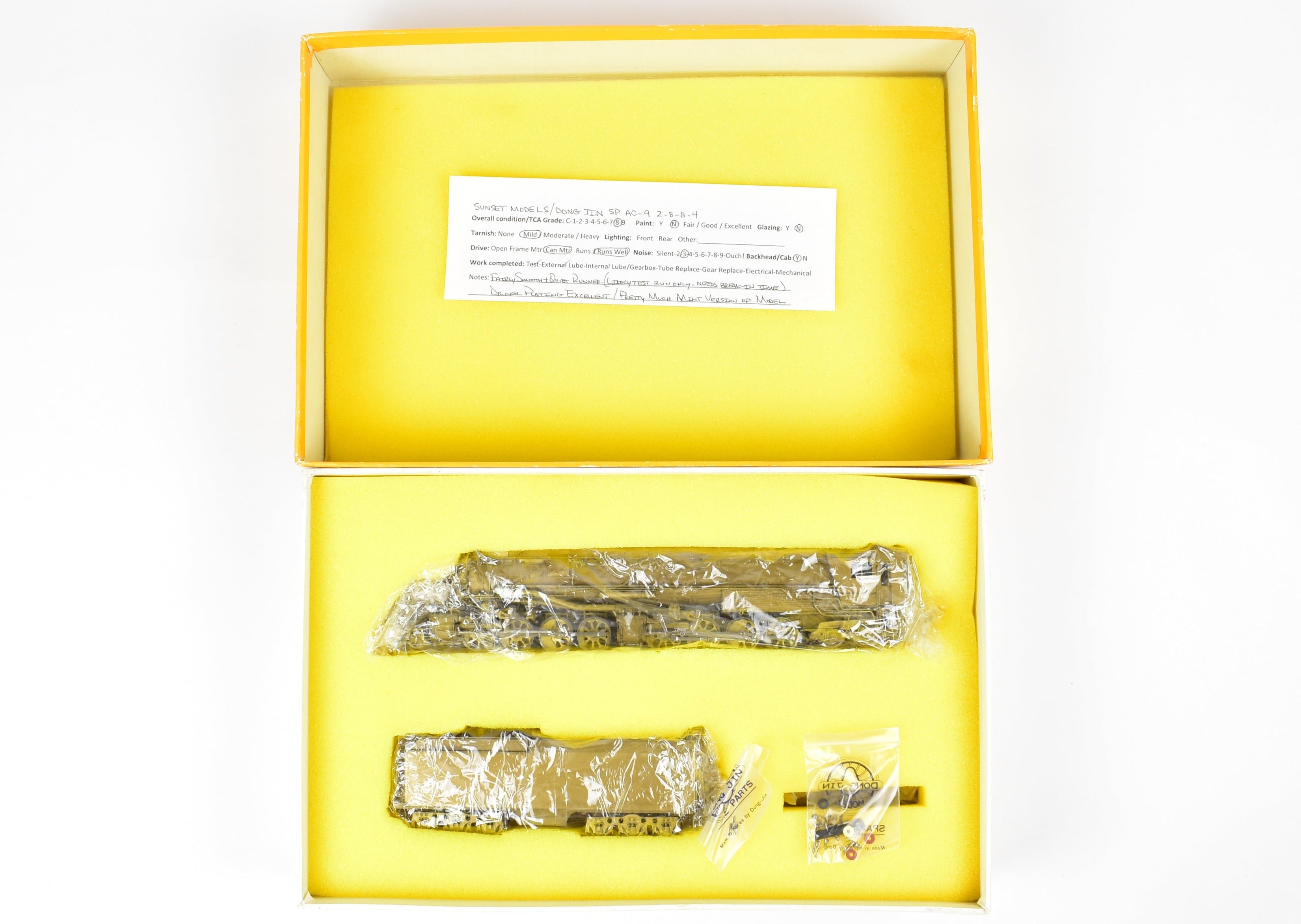 HO Scale Brass Model Train - Sunset Models' Southern Pacific AC - 9 2 - 8 - 8 - 4 Yellowstone in Yellow Color
