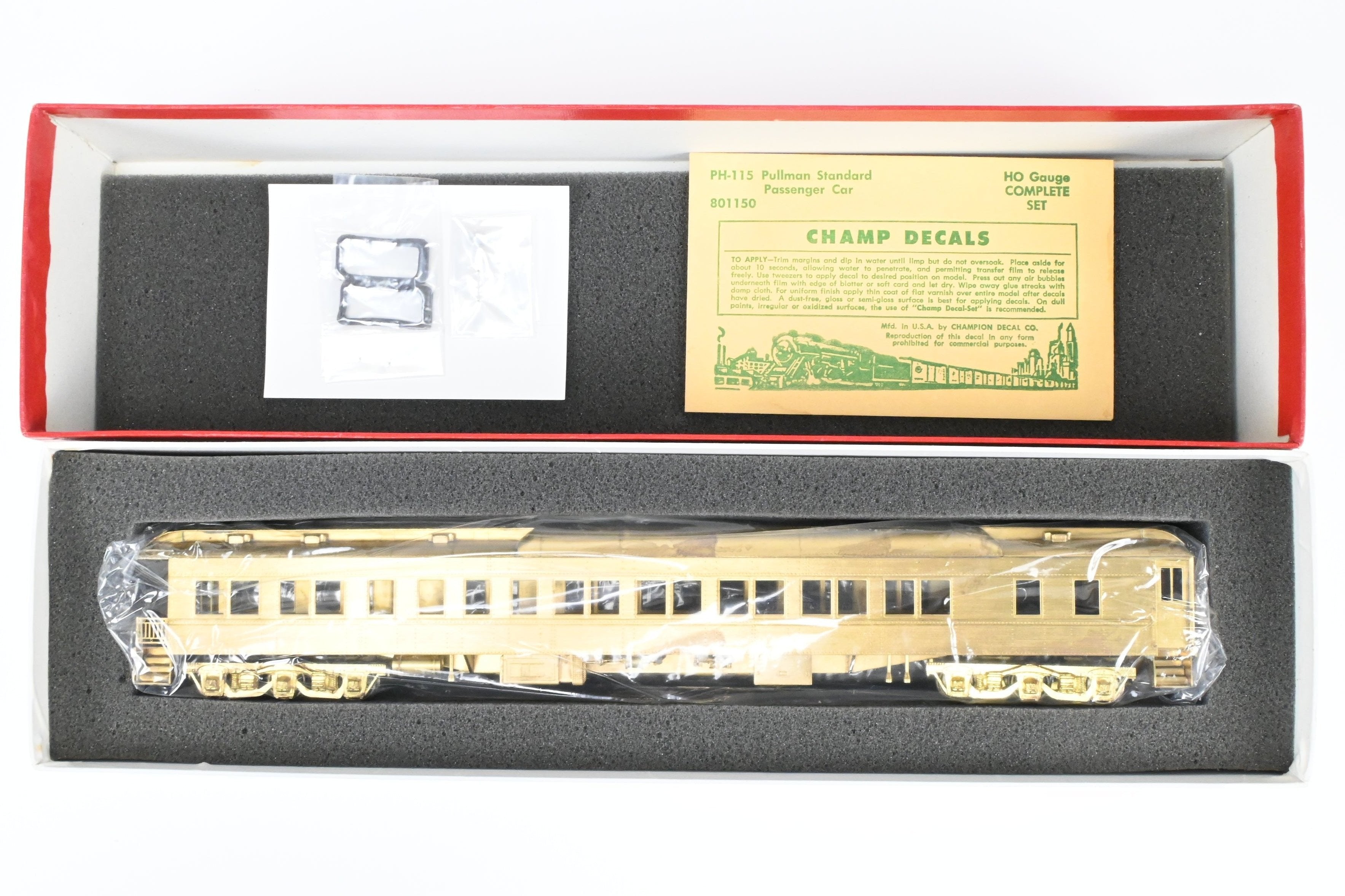 HO Scale Brass Soho 10-Section Lounge Observation Car - Mt. Hood Version