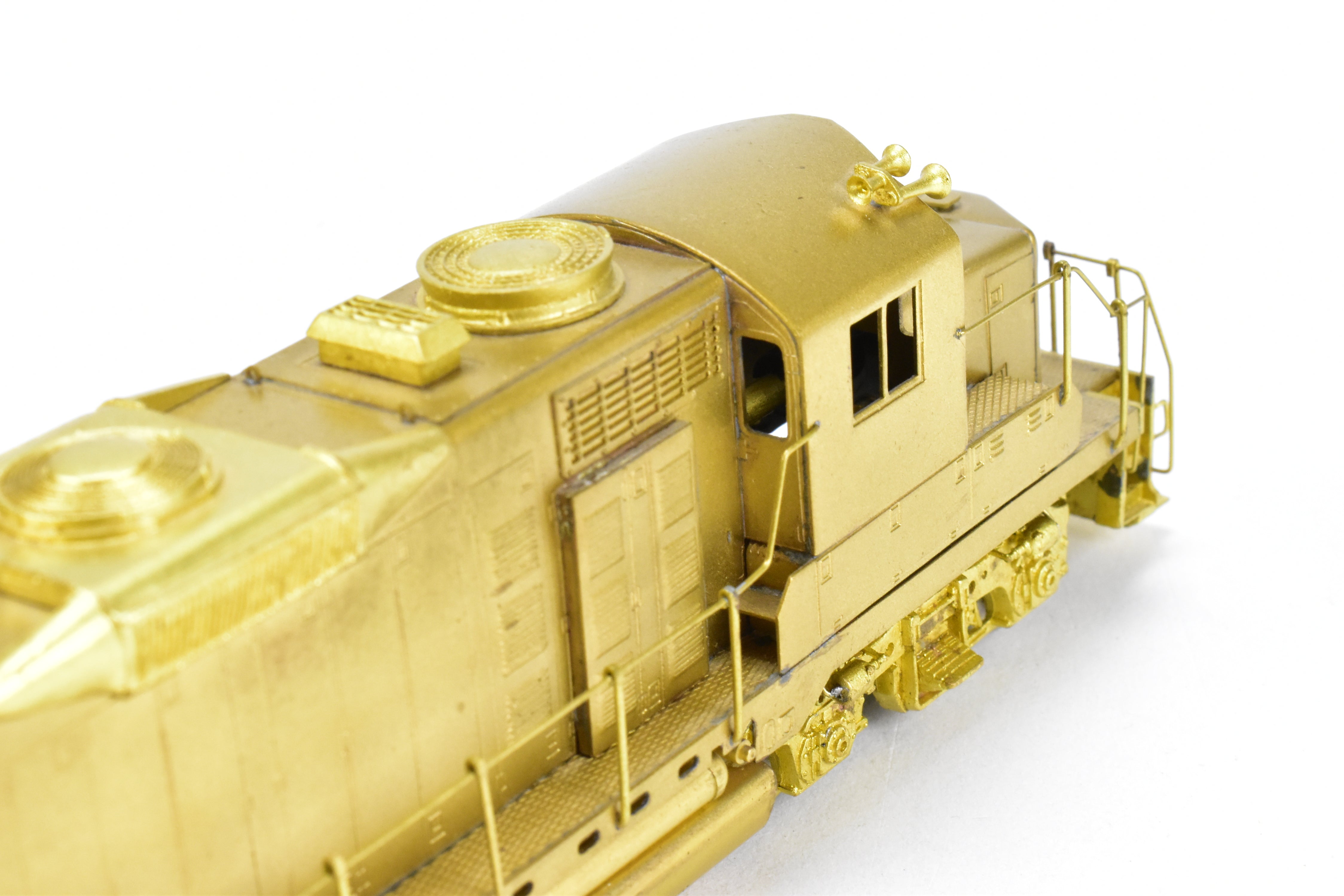 HO Scale Brass Oriental Limited EMD GP20 2000 HP Low Hood w/Dynamic Brake (AS-IS)