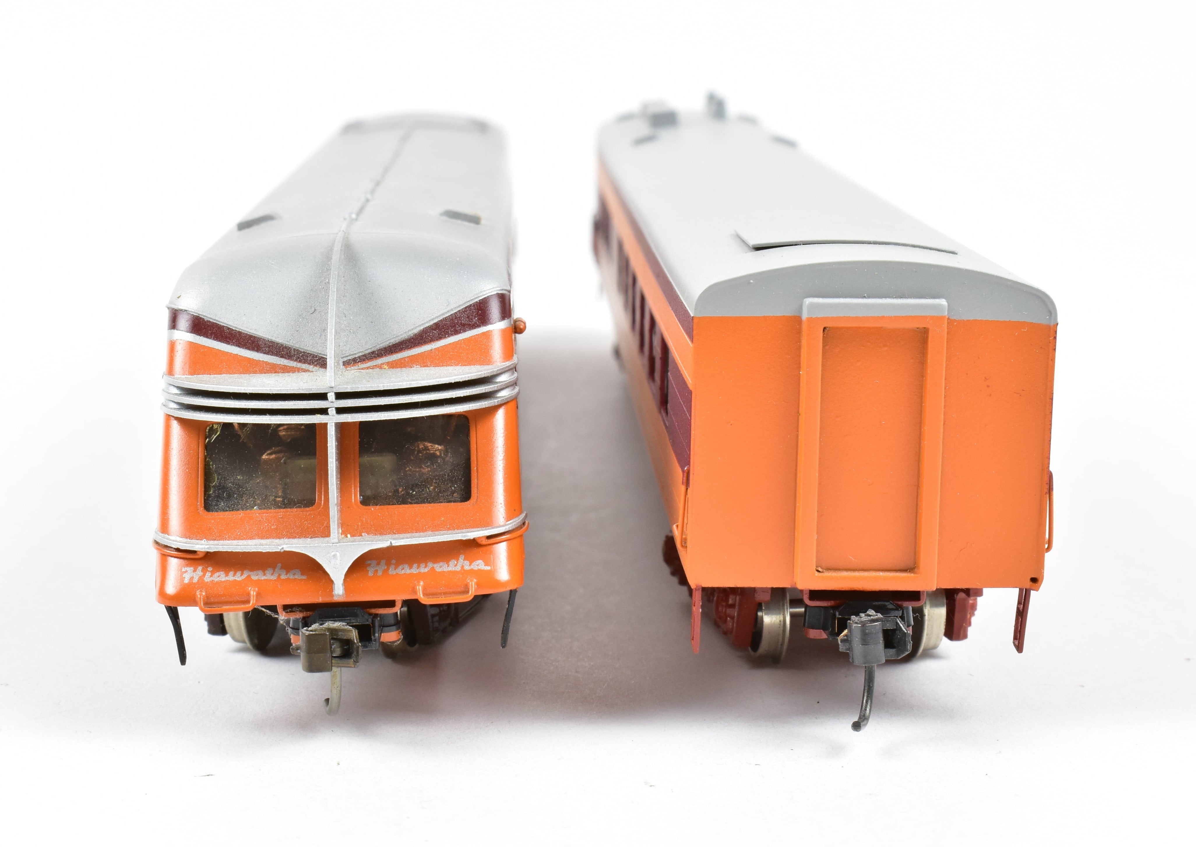 HO Scale Brass NPP Nickel - Plated Milwaukee Road Hiawatha 2 - Car Dining & Observation Set