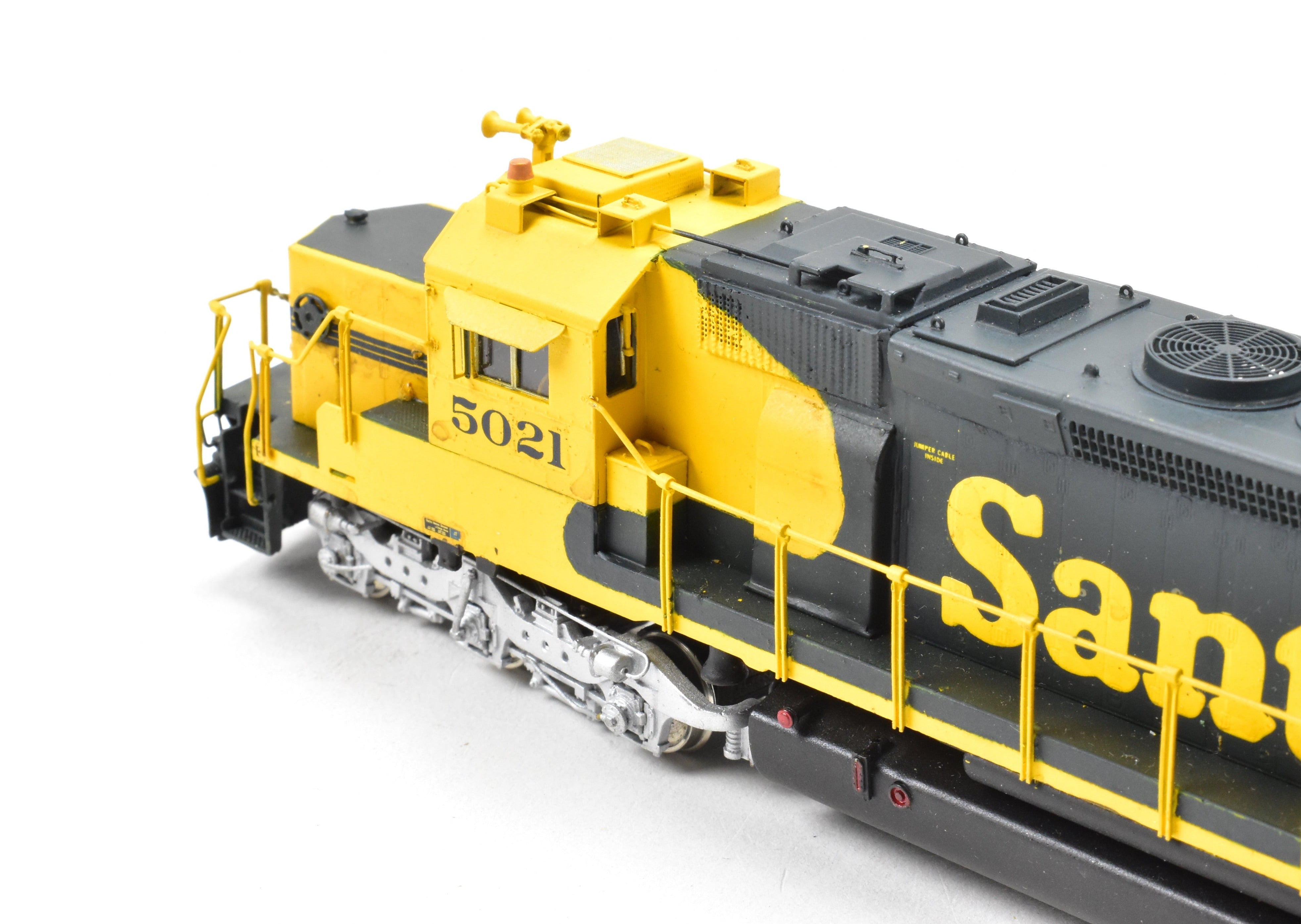 HO Scale Brass ATSF - Santa Fe EMD SD40 - 2 with 116 - Inch Snoot Nose by Overland Models