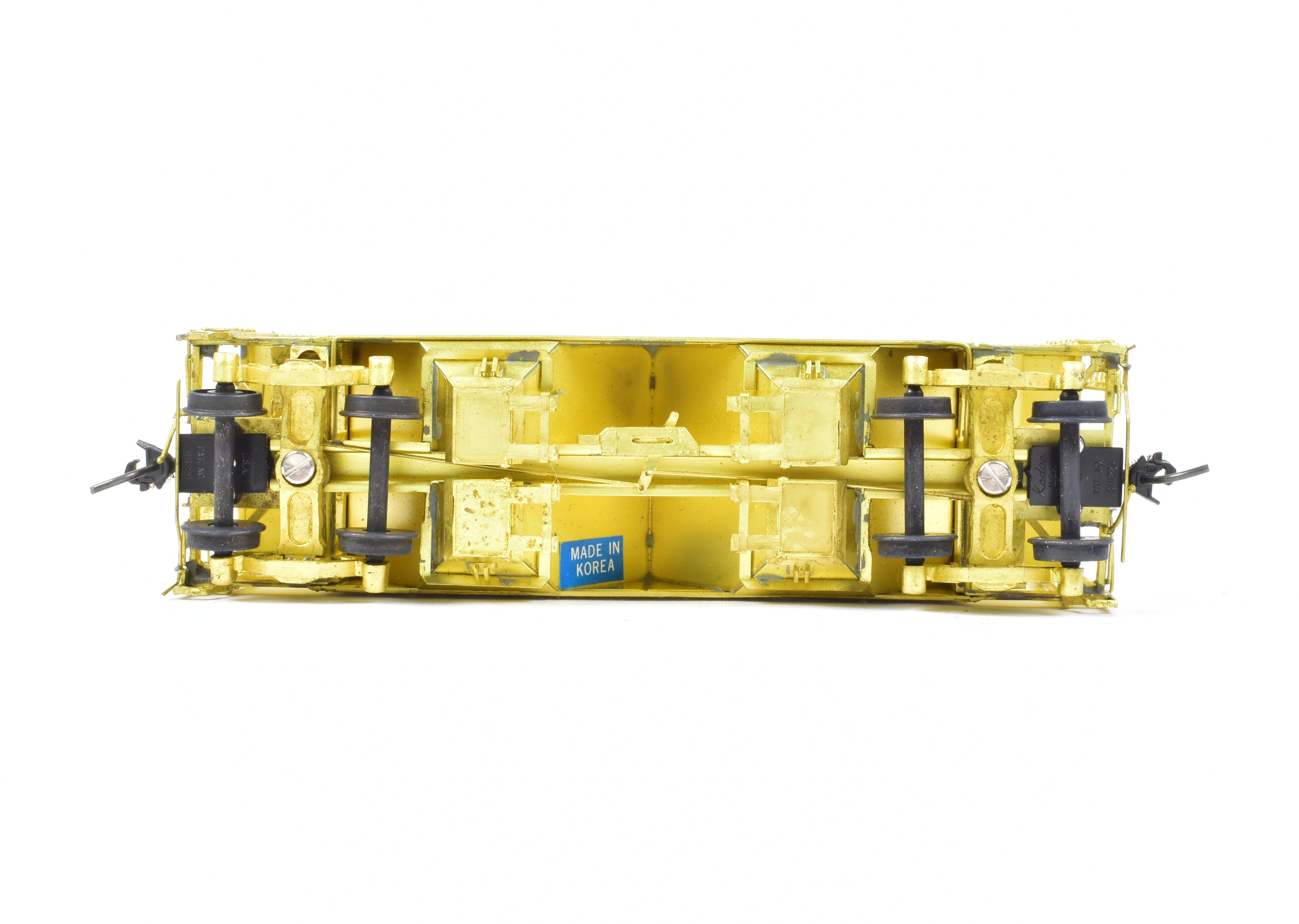 Rebuilt HO Brass 34' Covered Hopper with Round Hatches by Pecos River