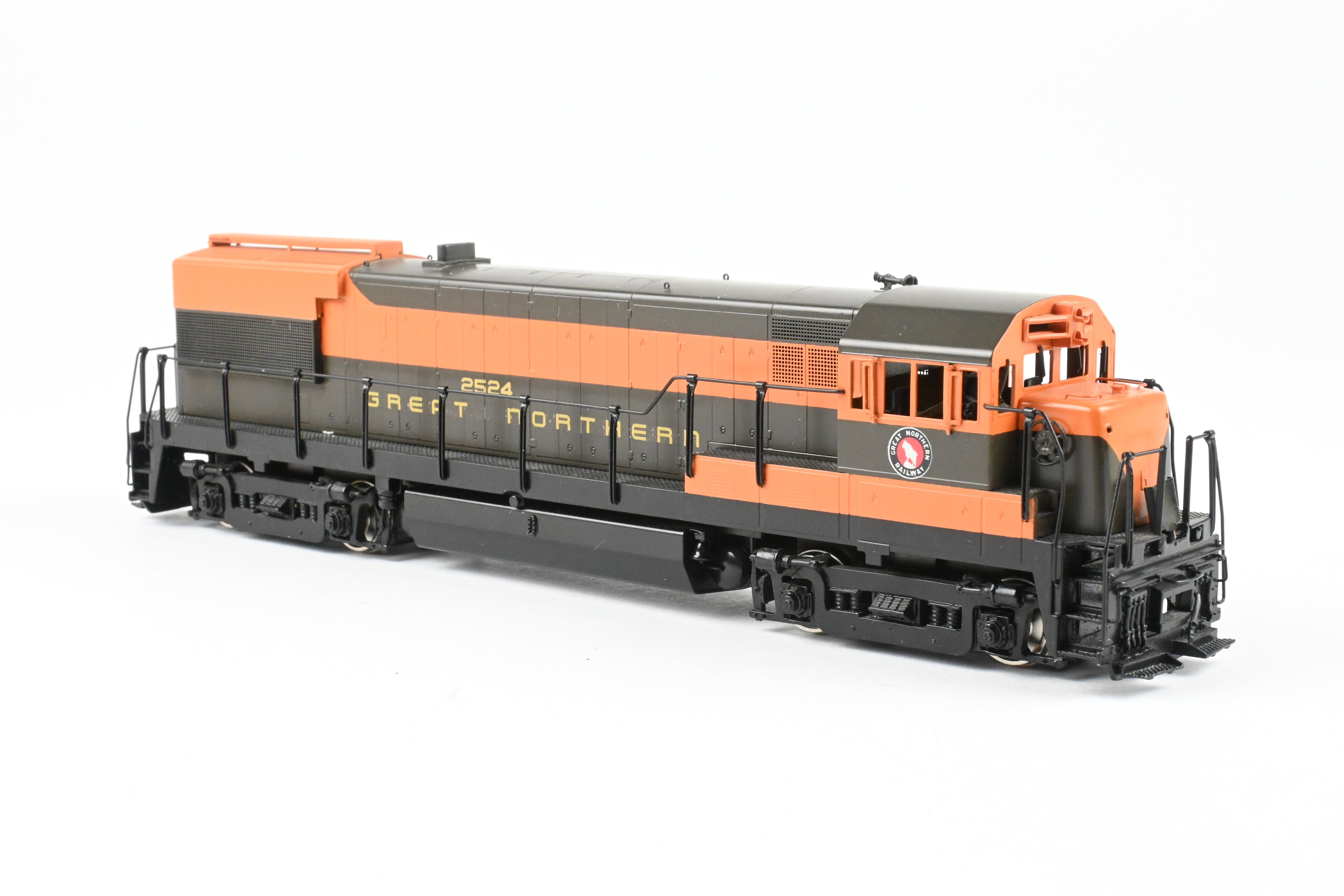 HO Brass Oriental Limited GN - Great Northern GE U-30B 3000HP Custom Painted Road Switcher #2524
