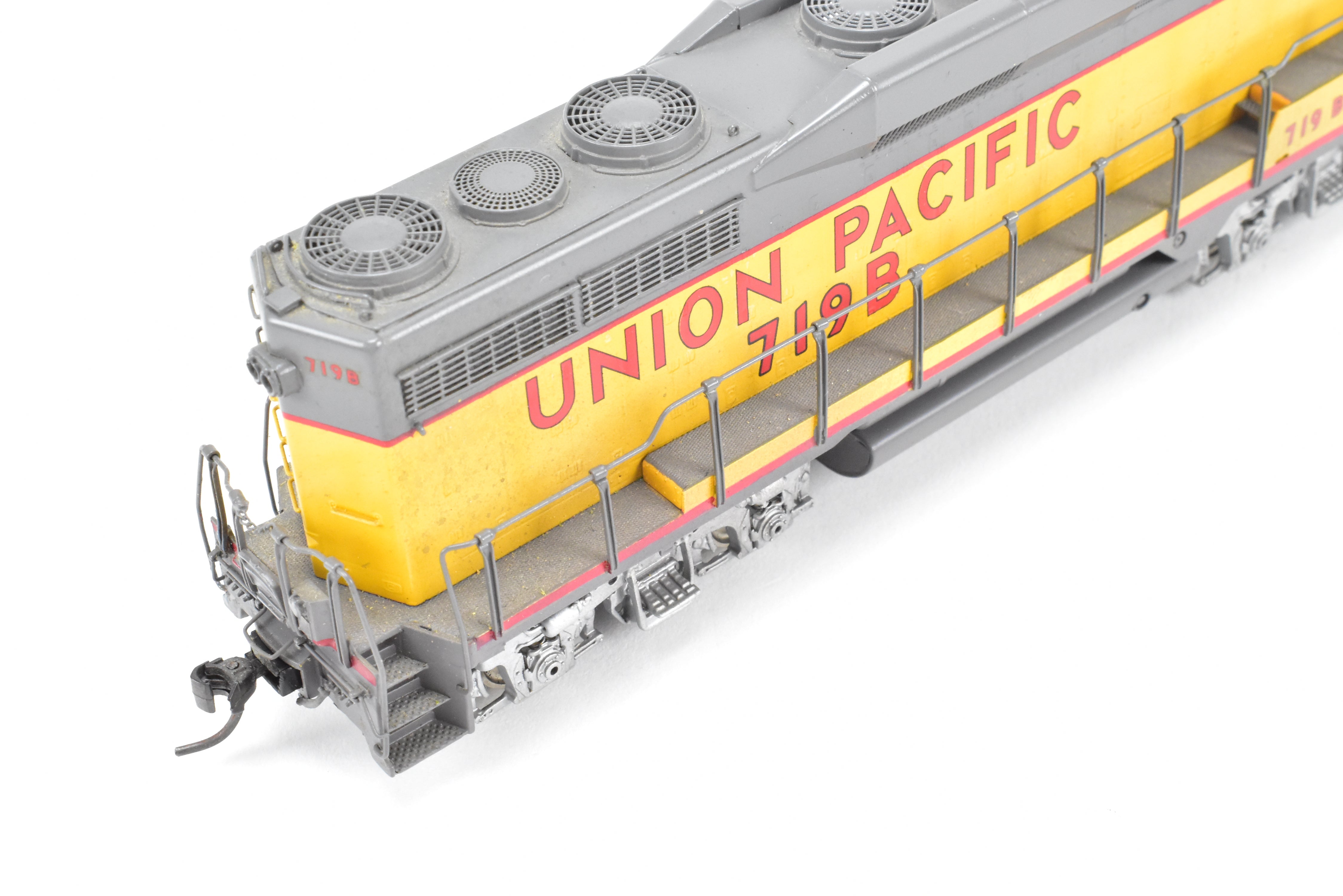 HO Scale Brass Model Train - Union Pacific EMD GP30B Cabless Locomotive, Road Number 719B from Oriental Limited