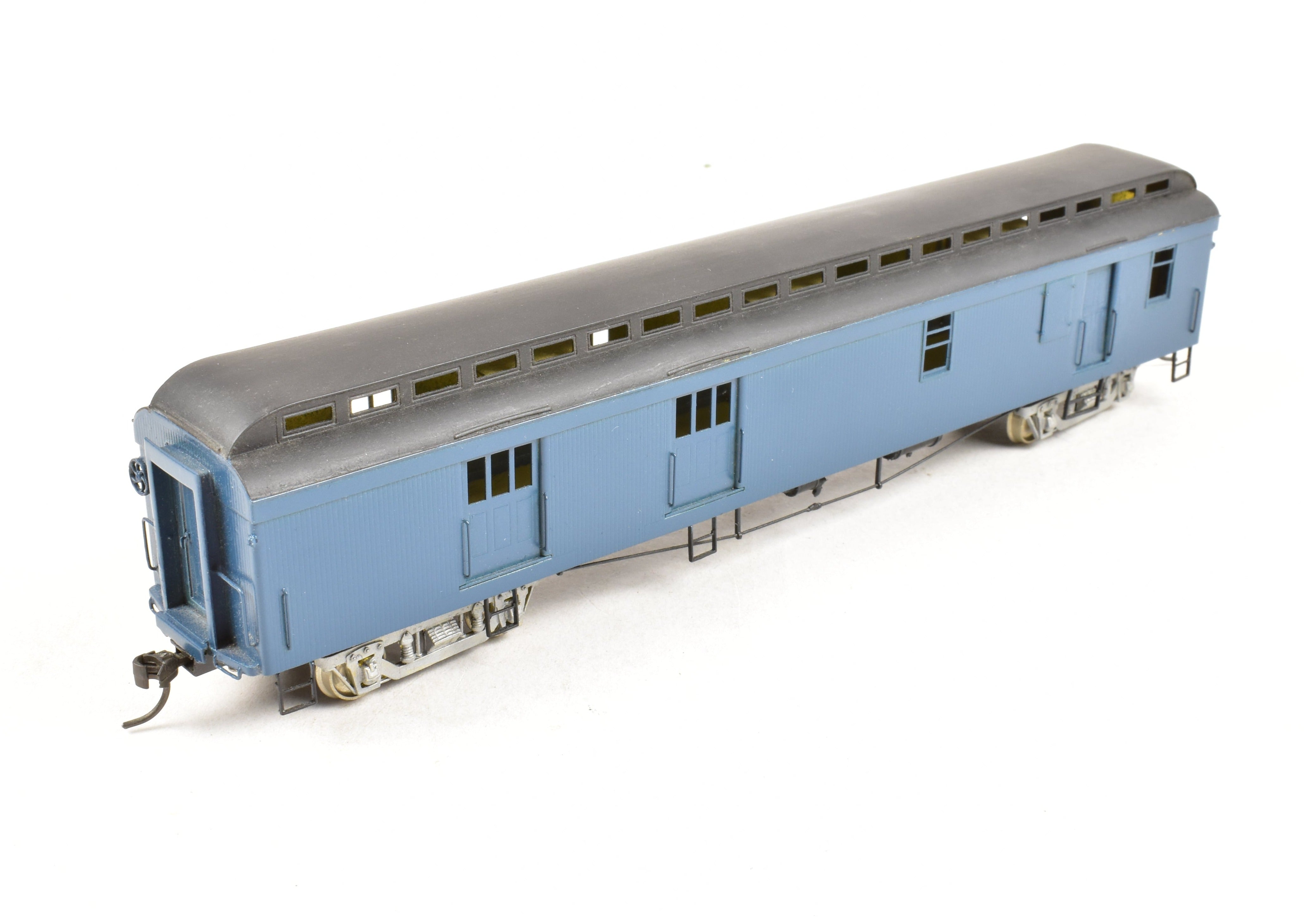 HO Scale Brass Nickel Plate Products (NPP) New York Ontario & Western (NYO&W) Baggage Express RPO Car with Custom Blue Paint and Grey Roof, Hand - Painted Model