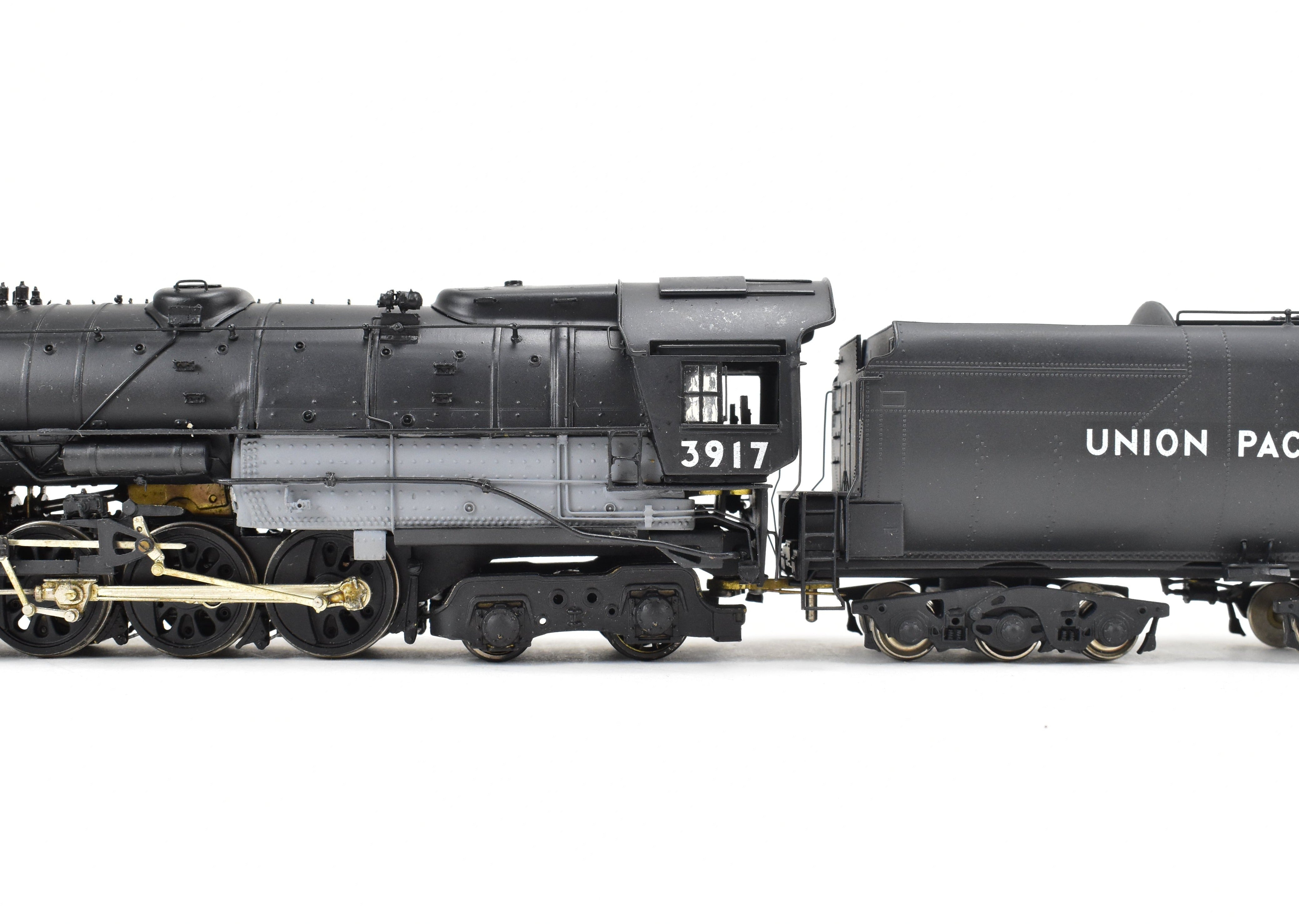 HO Scale Brass Model Train Key Imports UP - Union Pacific 3900 Class 4-6-6-4 Challenger Early Coal Version Locomotive with Custom Paint and Number CP #3917