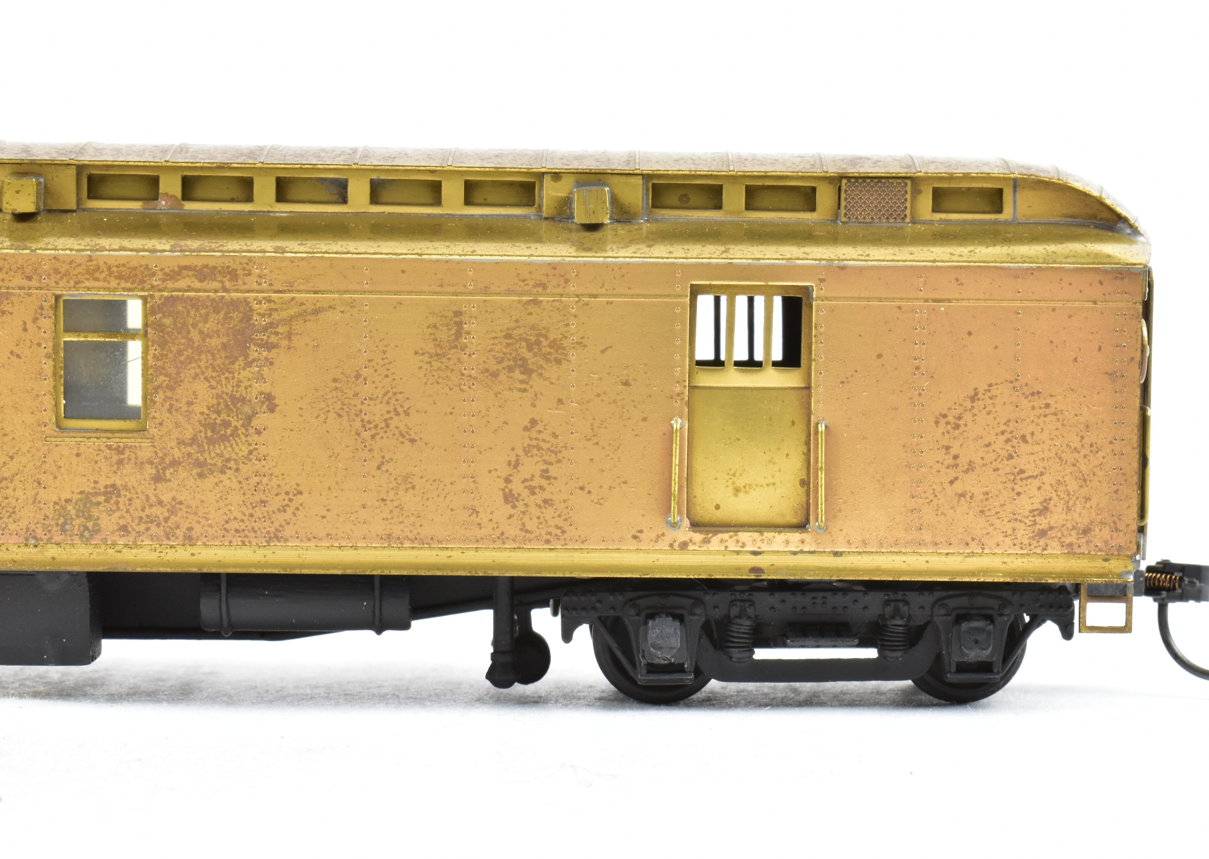 HO Scale Brass Suydam Model of AT&SF - Santa Fe Heavyweight 60-Foot Railway Post Office (RPO) with Central Valley Trucks
