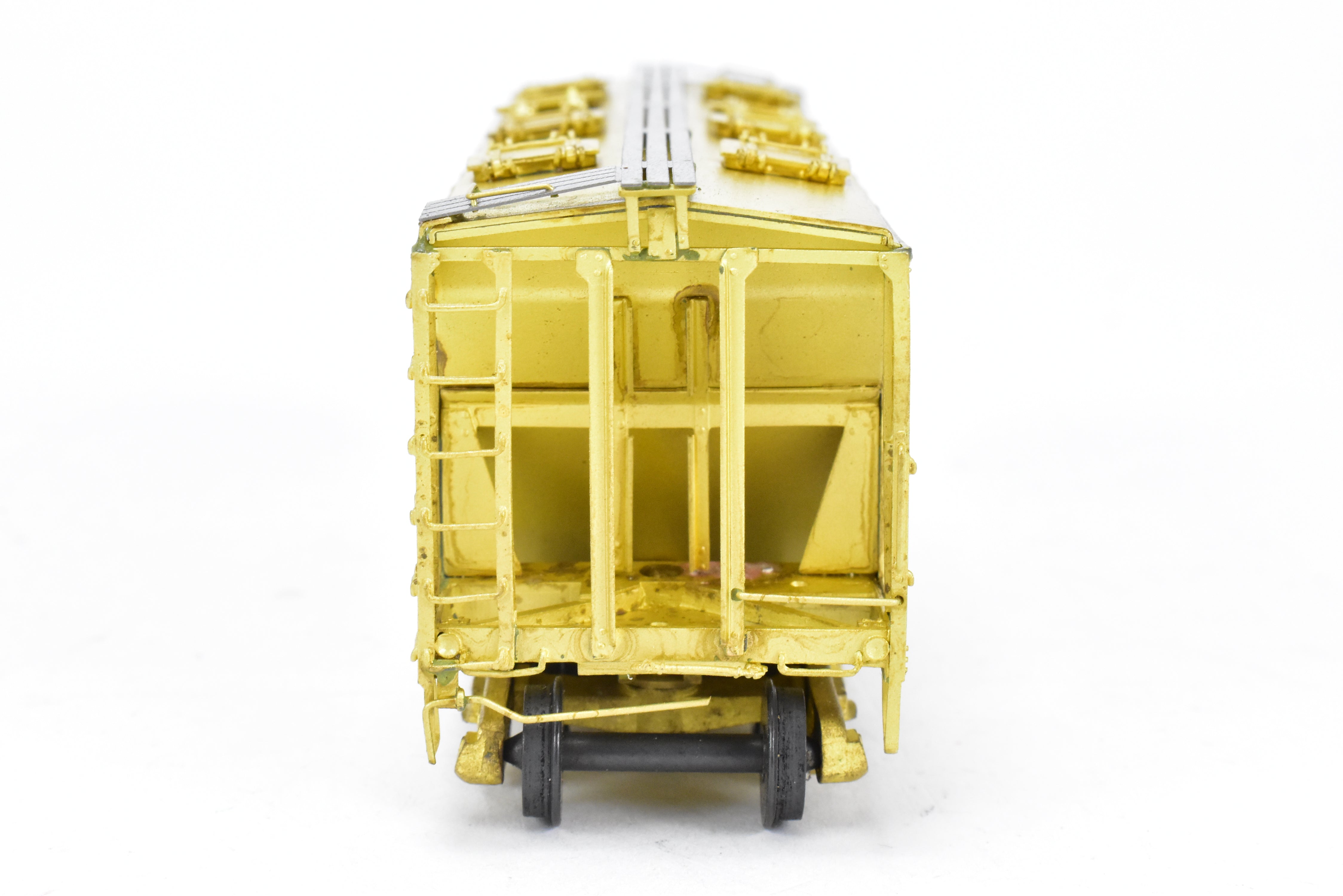 High - Quality HO Scale Brass Model of Pecos River Brass ATSF - Santa Fe ACF 34 - Foot Covered Hopper Class Ga - 45 in the Number Range of 182000 - 182009