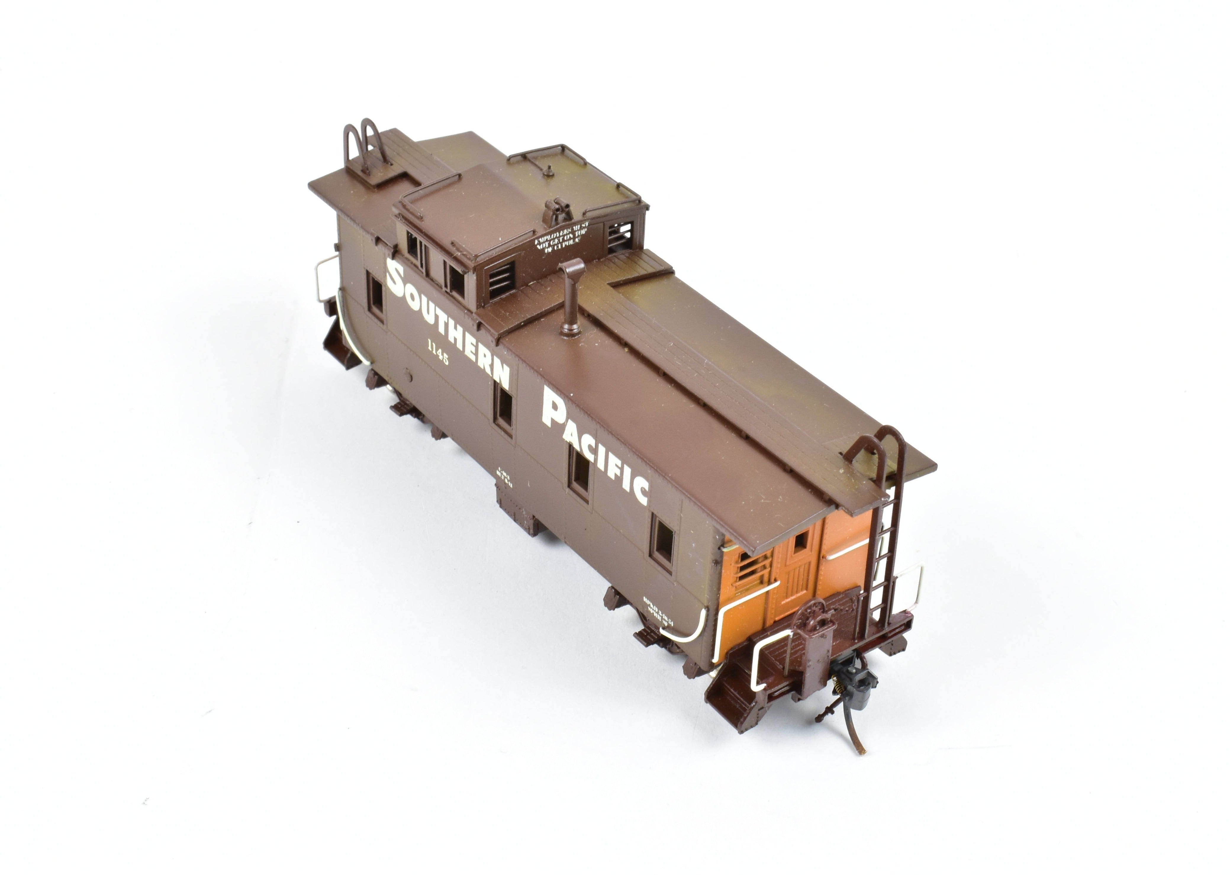 HO Scale Brass Pacific Fast Mail (PFM) - SKI SP - Southern Pacific Modern Era C - 40 - 3 Steel Caboose Custom Painted with Road Number 1145 for Model Trains