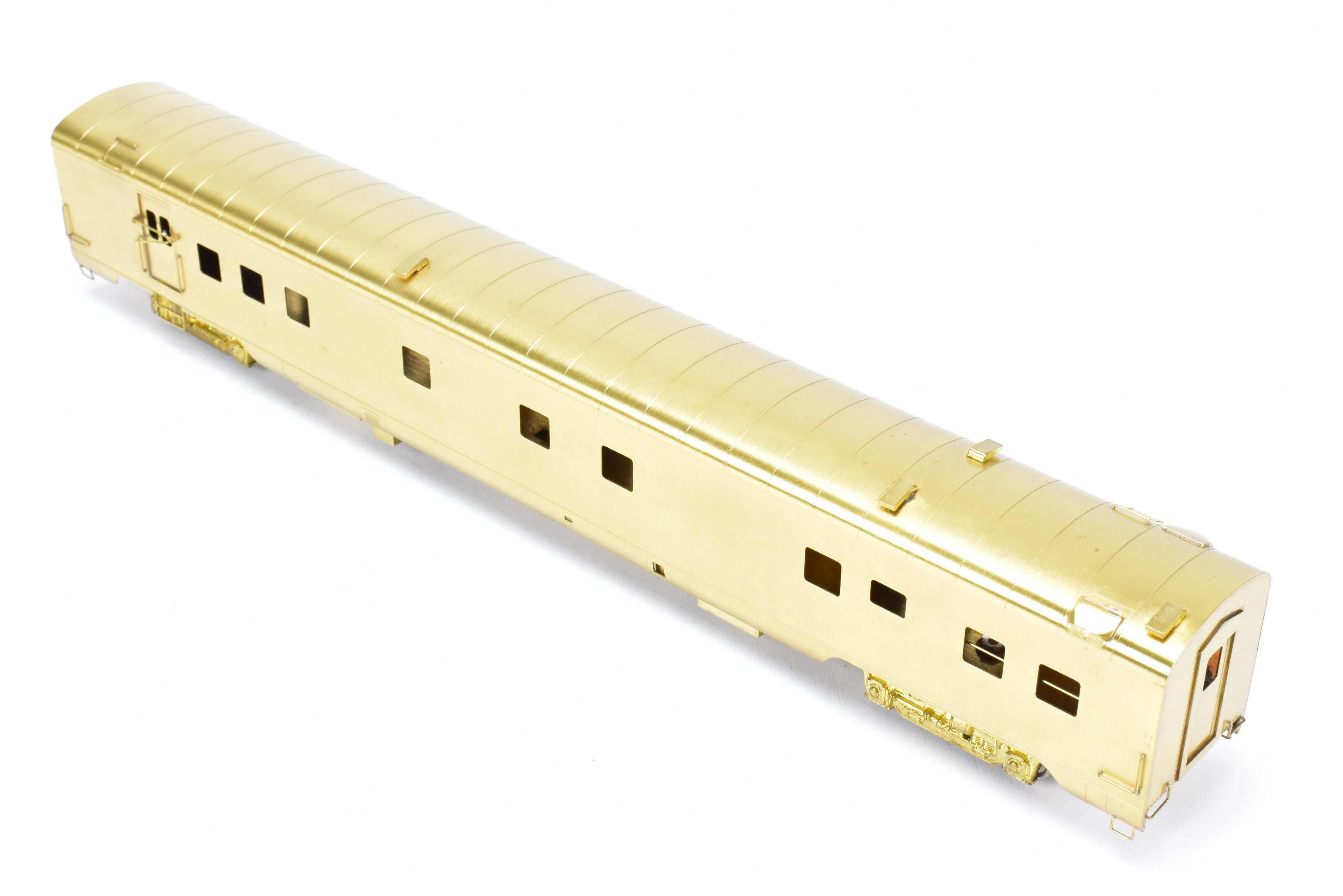 HO Scale Brass Model of Oriental Limited NP - Northern Pacific North Coast Limited Mail - Dormitory Car #425 with Skirts