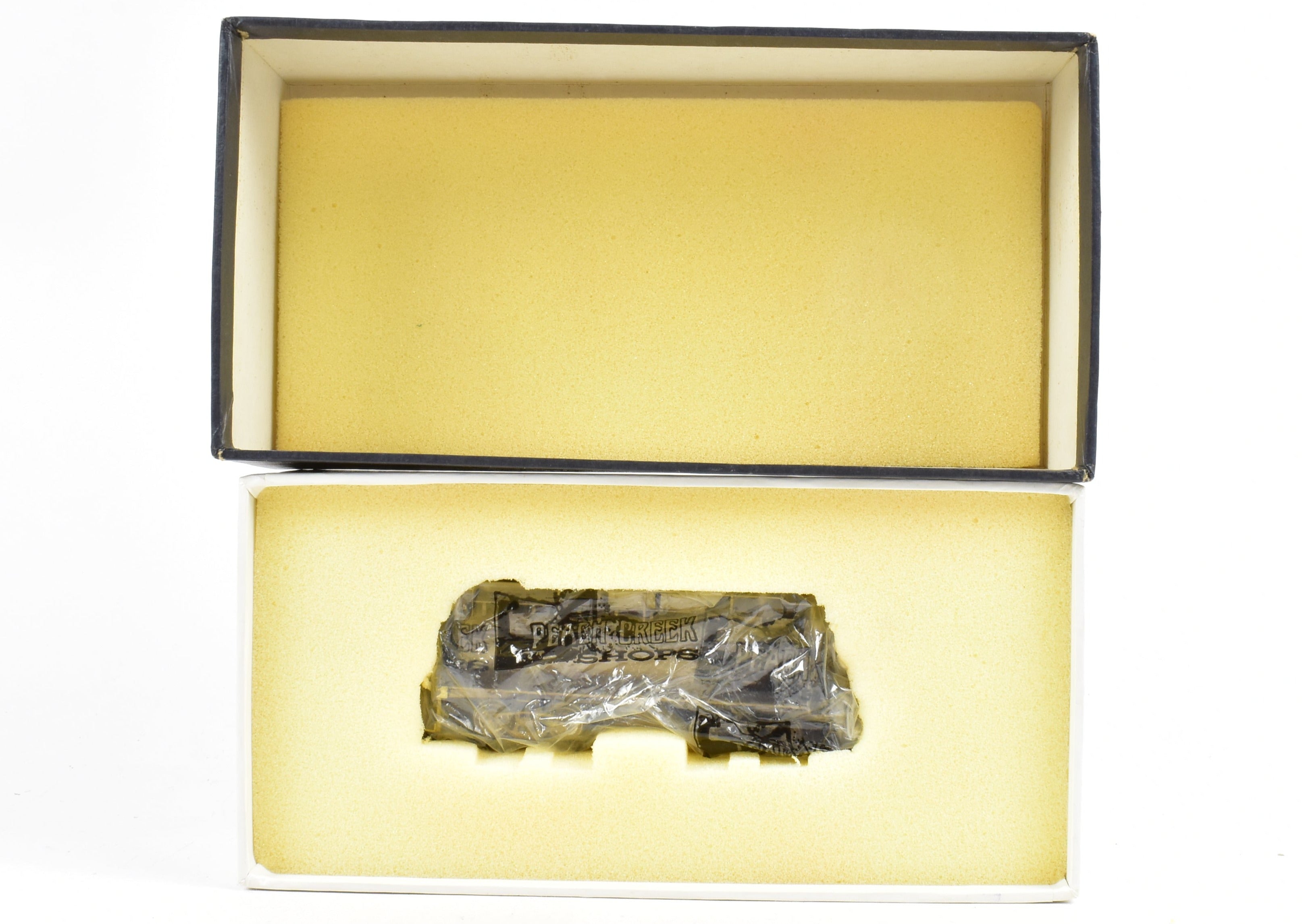 High - Quality HO Scale Brass Pacific Fast Mail (PFM) SKI - Manufactured Southern Pacific 52 - C - 1 Class Sausage Type Oil Tender Model