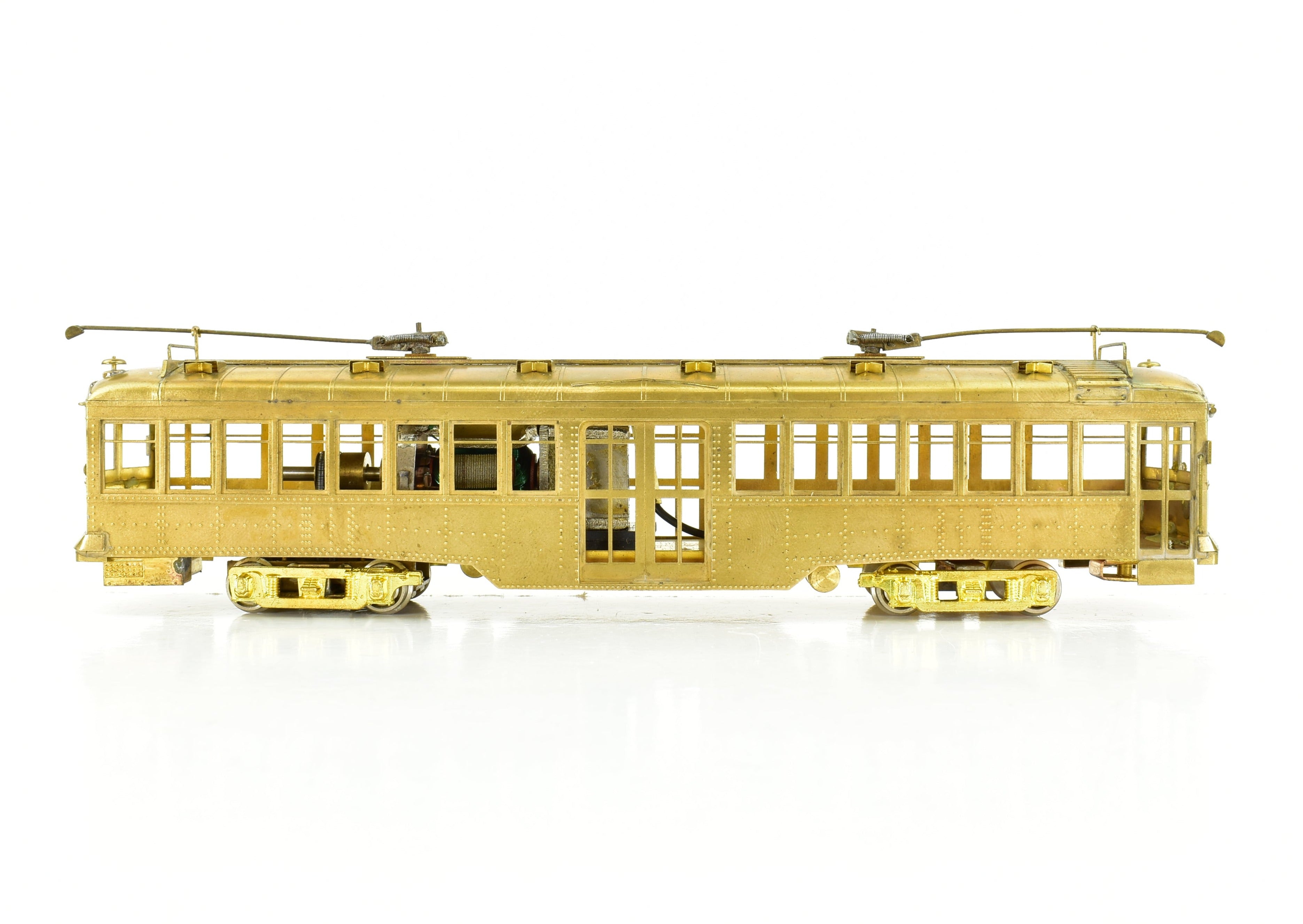 HO Scale Brass Suydam Pacific Electric Hollywood Car with Original Style Center Entrance - Authentic Model