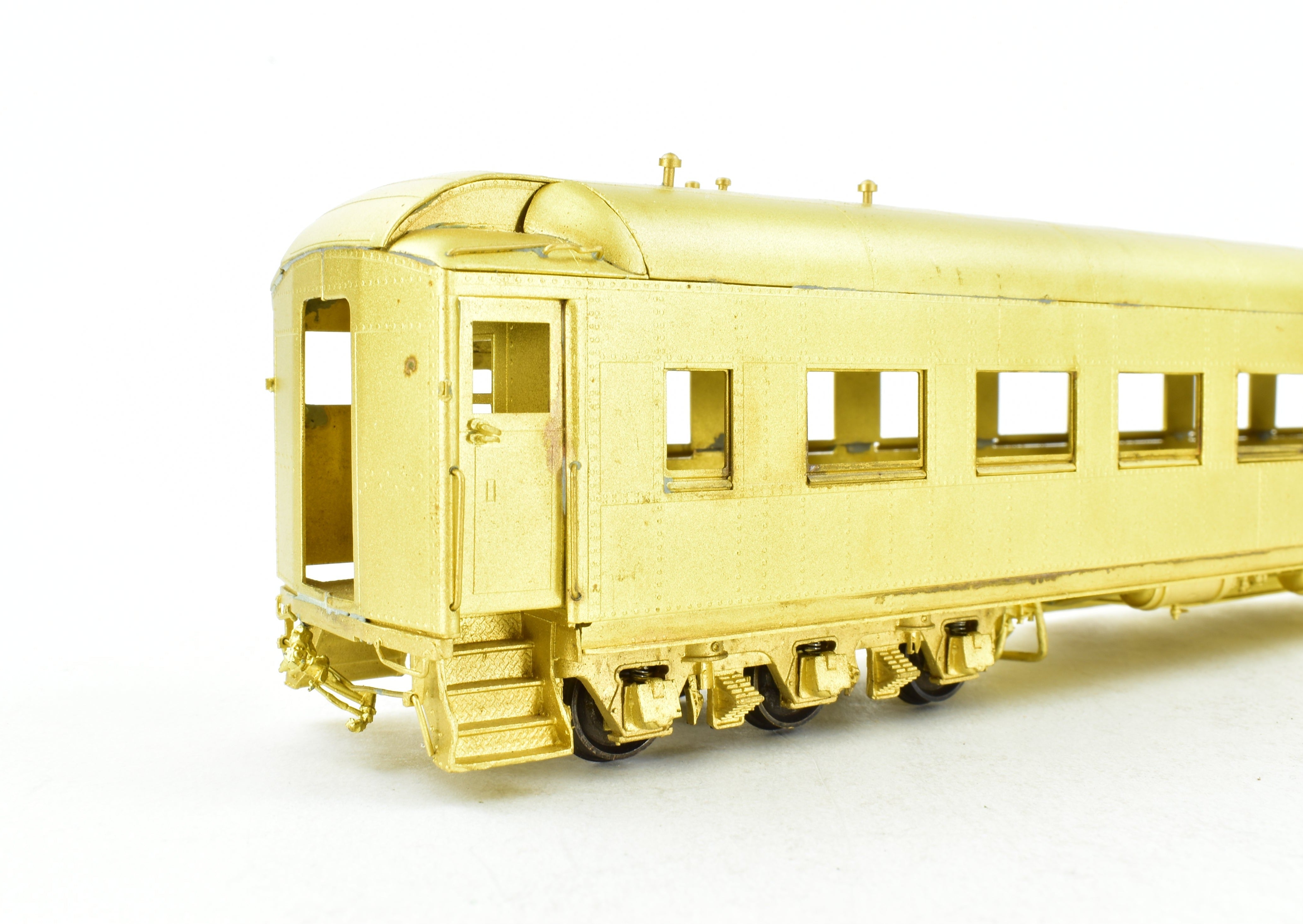 HO Scale Brass Model of Pecos River Brass ATSF - Santa Fe Heavyweight Chair Smoker with AC, Numbered from 1039 to 1049