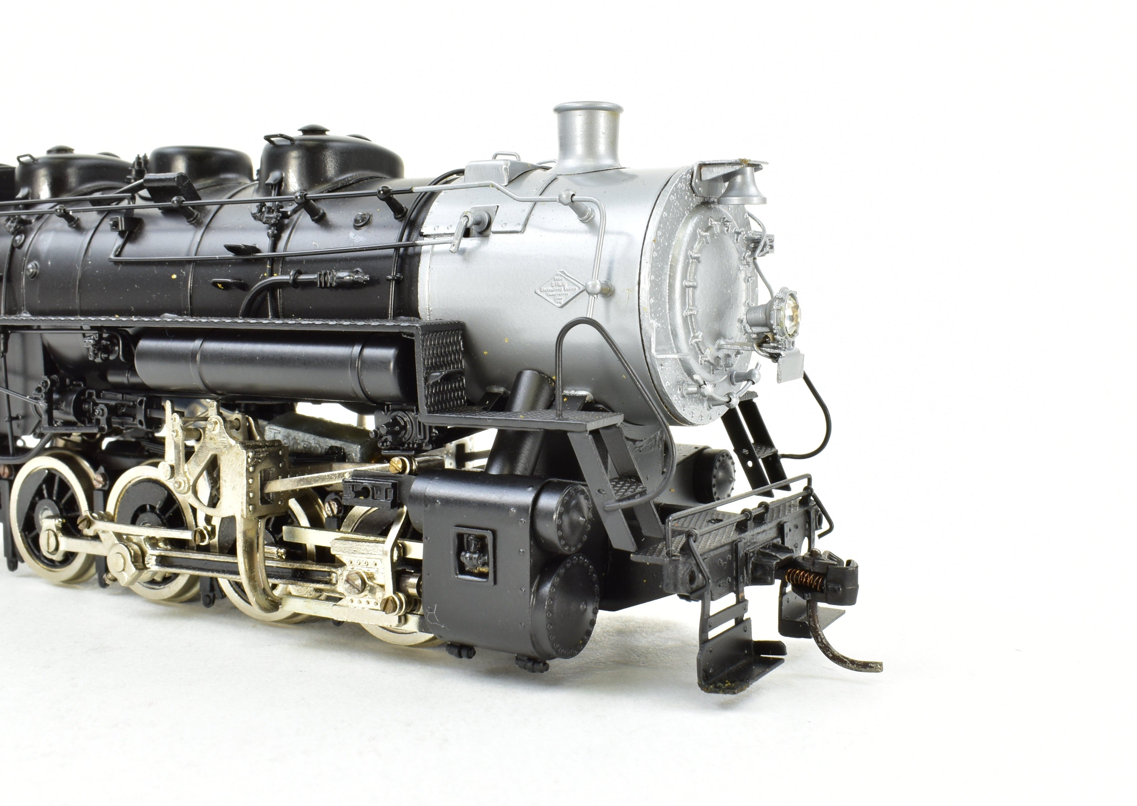 HO Scale Brass PFM - Tenshodo Chesapeake & Ohio and Norfolk & Western 0 - 8 - 0 Switcher Freight Locomotive Model