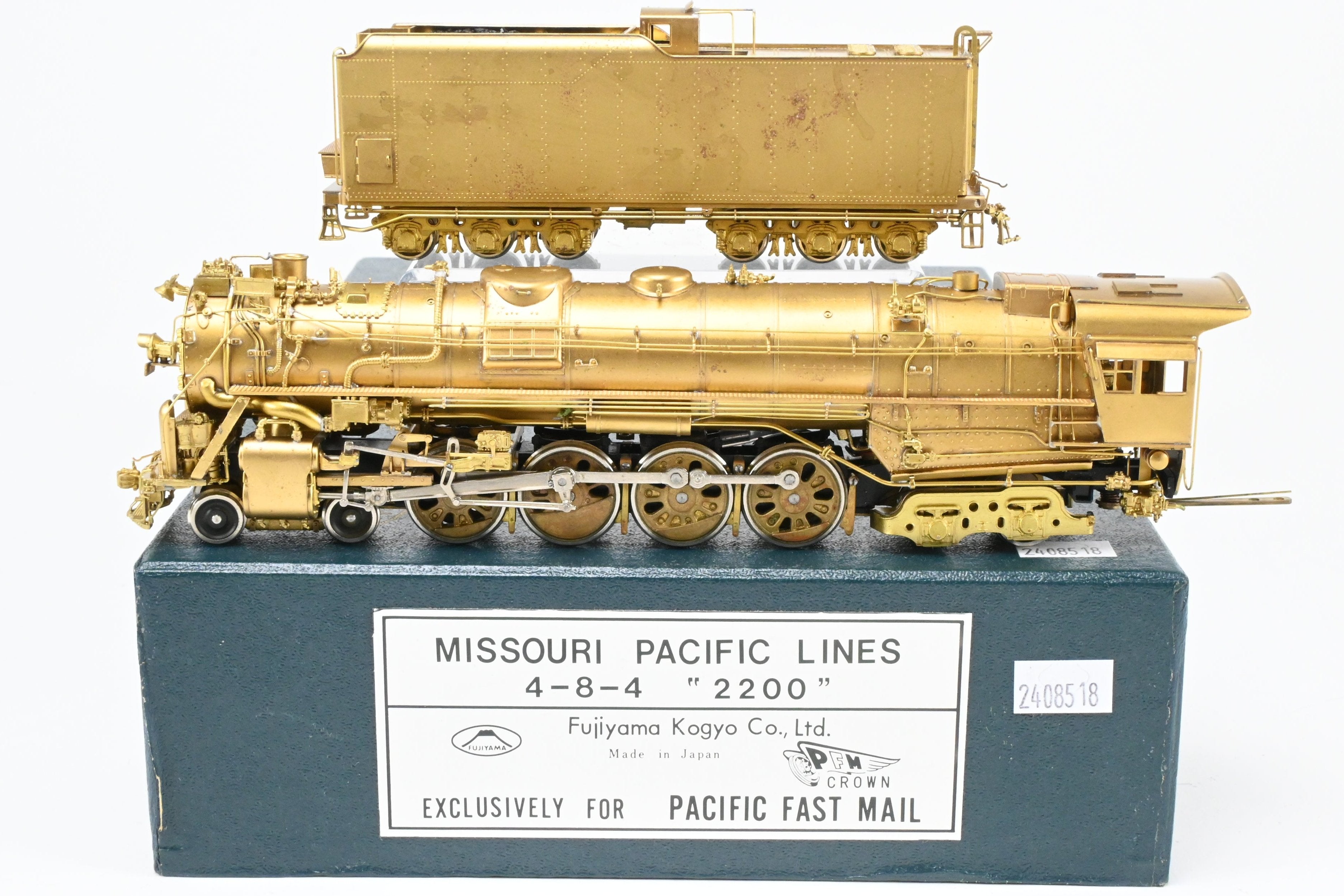 High - Quality HO Scale Brass PFM - Fujiyama Missouri Pacific 2200 Class 4 - 8 - 4 Steam Locomotive Model