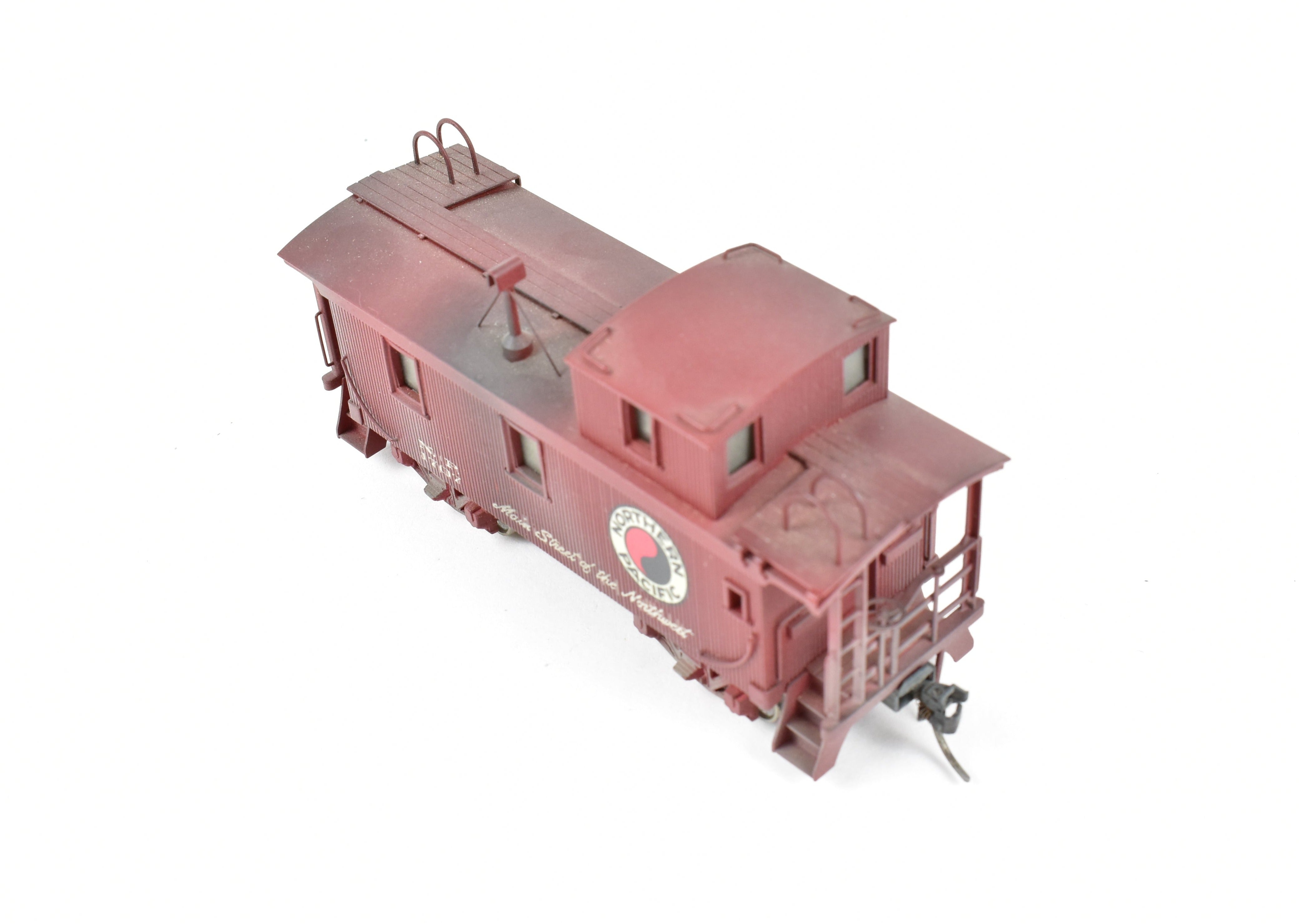Custom Painted HO Brass NWSL - Northwest Short Line NP - Northern Pacific Wood Caboose