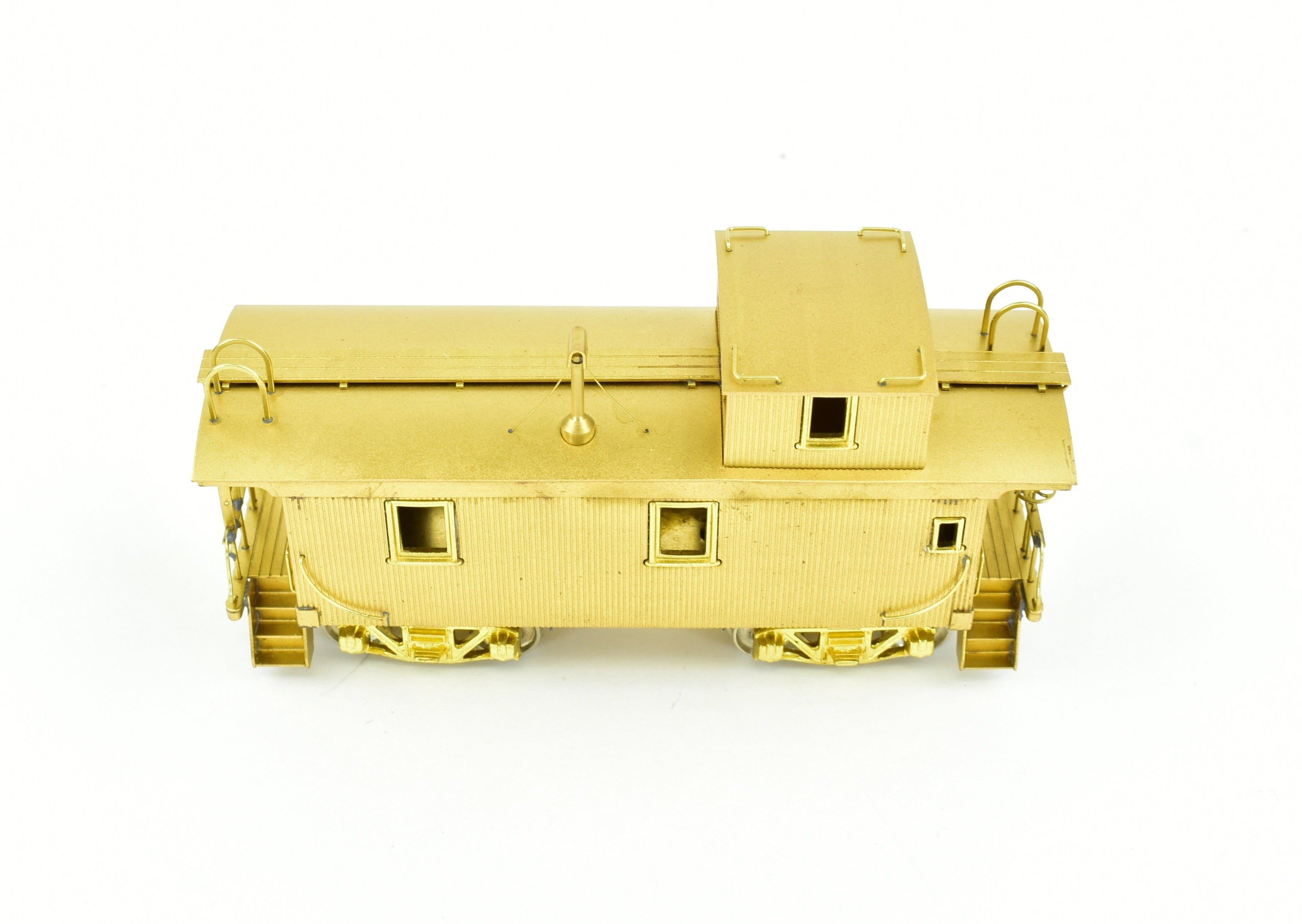 HO Scale Brass Model of Northwest Short Line (NWSL) and Northern Pacific (NP) Wood Caboose with Original Platform Arrangement