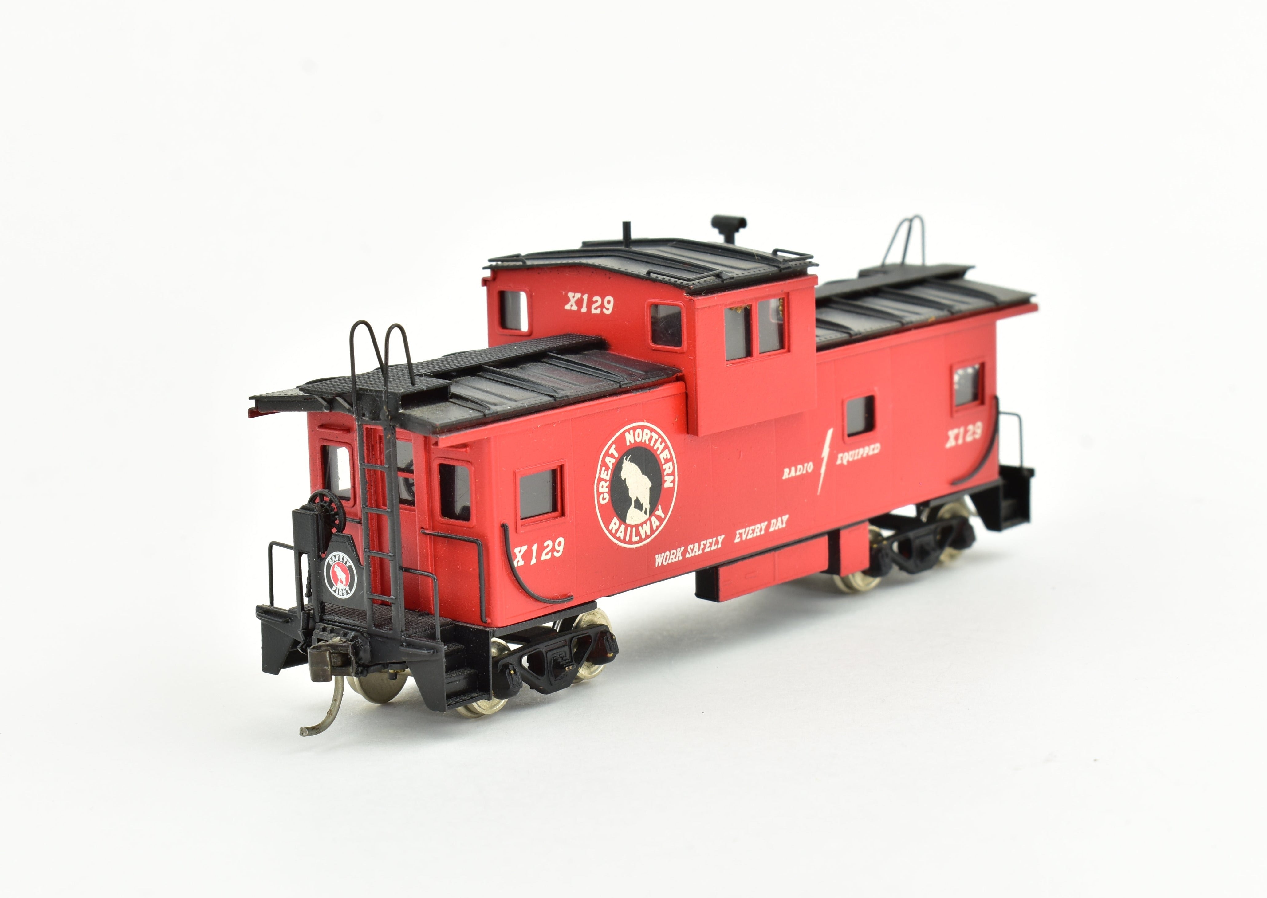 HO Scale Brass PFM Fujiyama Great Northern Big Sky Steel Caboose CP Model