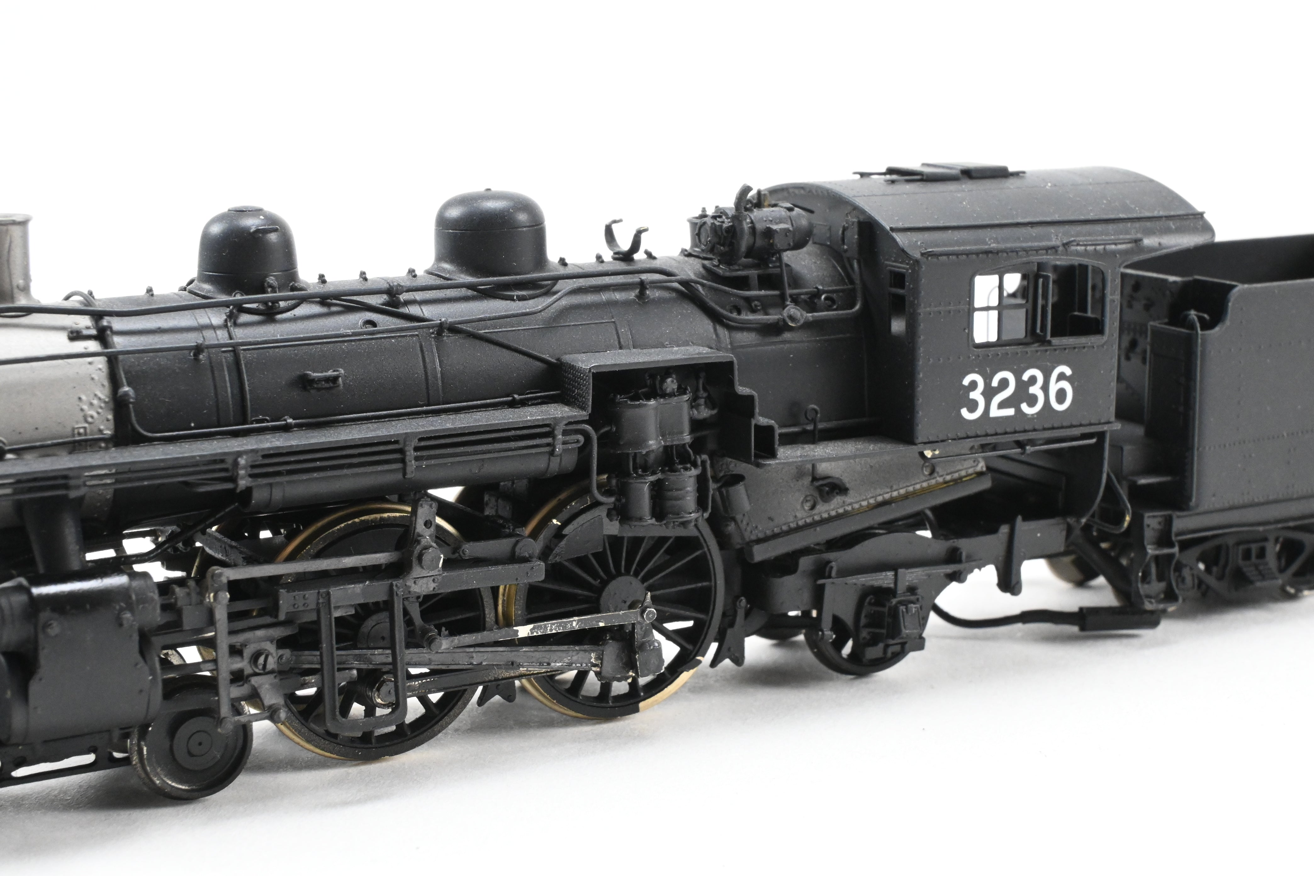 HO Scale Brass Model Train - New England Rail Service (NERS) Boston & Maine (B&M) Class J - 1 4 - 4 - 2 Atlantic Locomotive CP No. 3236