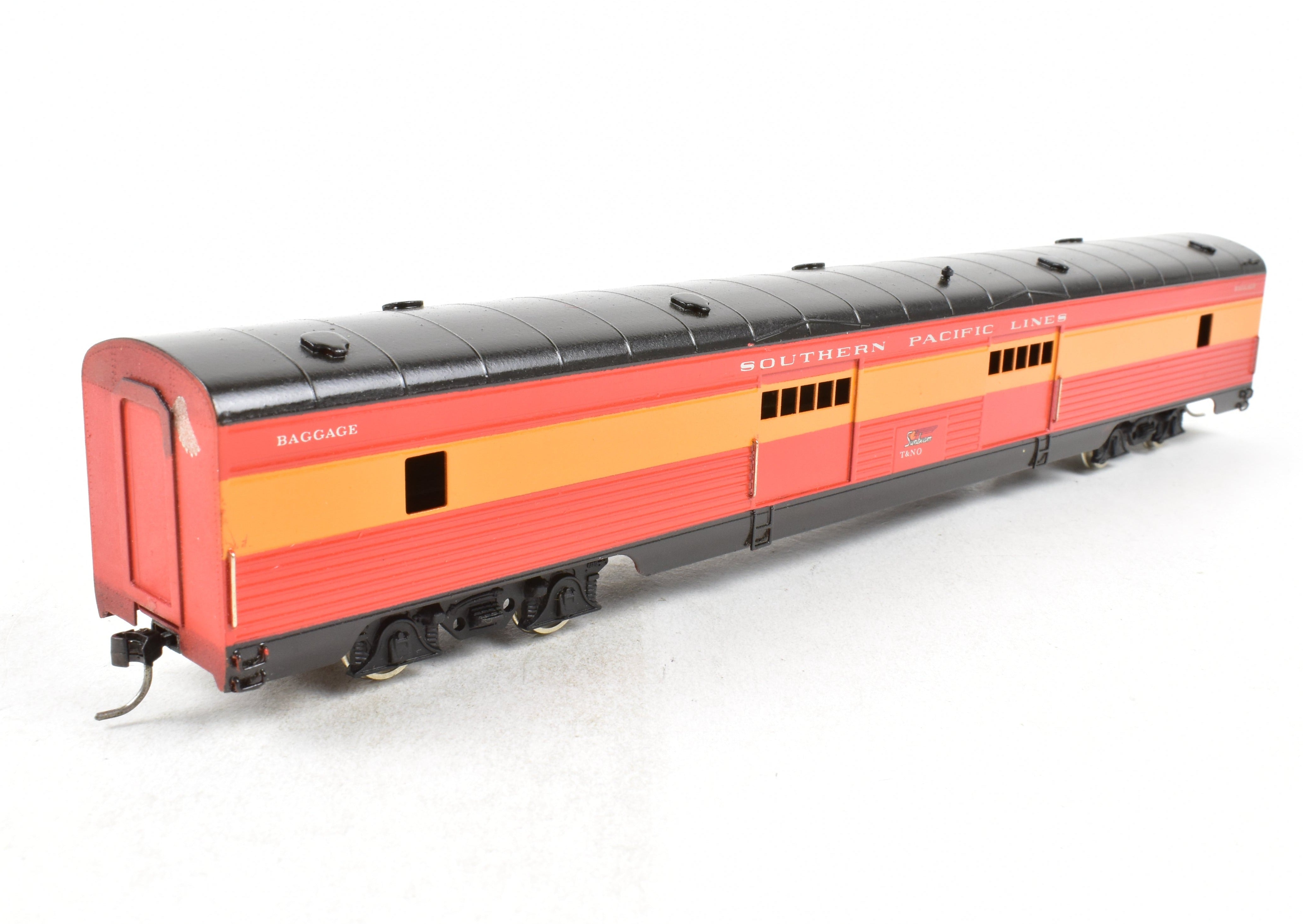 HO Scale Brass Soho T&NO - Texas & New Orleans Sunbeam Baggage Car with Corrugated Sides and Custom Painting