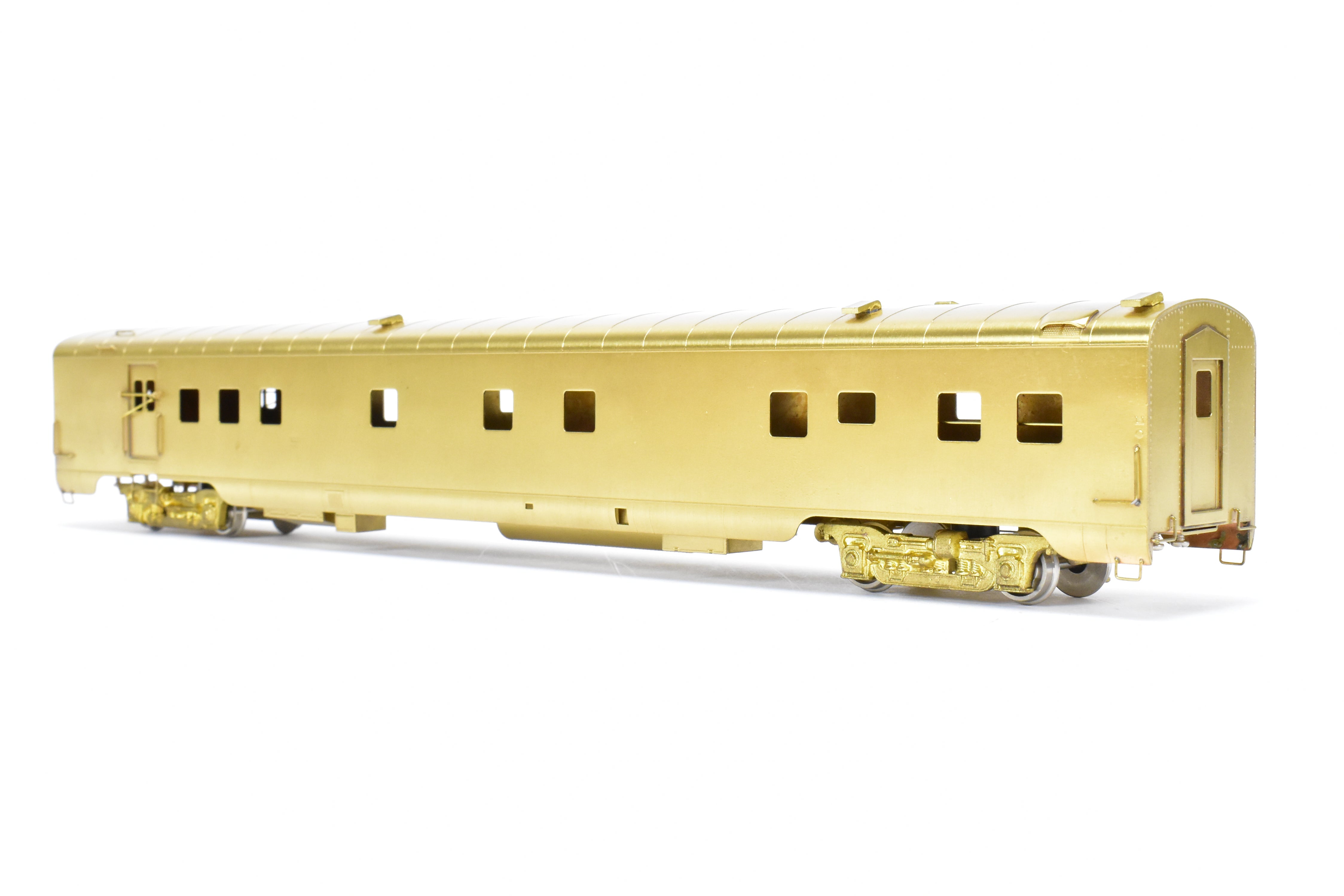 HO Scale Brass Model of Oriental Limited NP - Northern Pacific North Coast Limited Mail - Dormitory Car #425 with Skirts