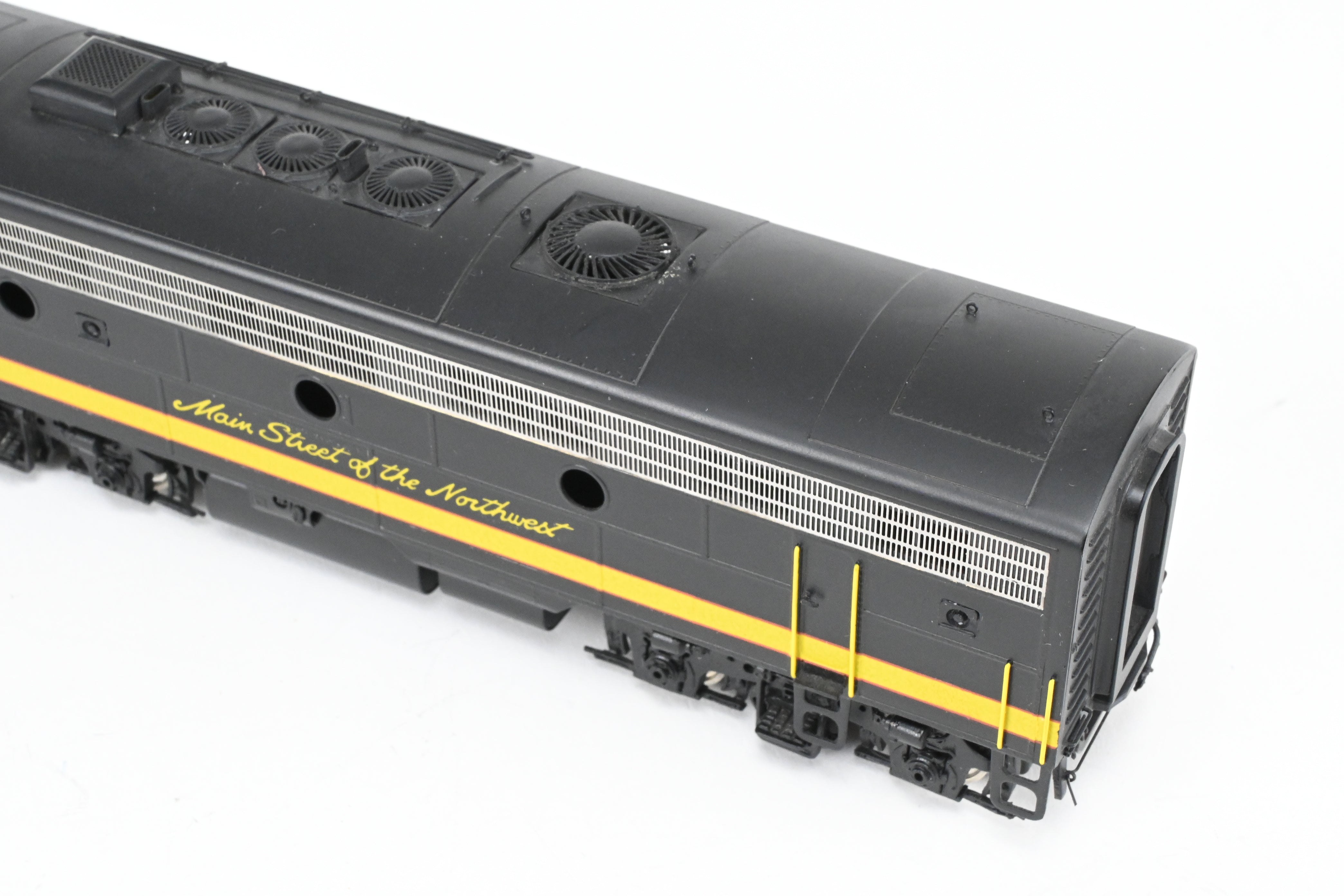 HO Scale Brass Model Train Set - Northern Pacific EMD F9A/F9B/F3B Set in Freight Scheme by Oriental Limited