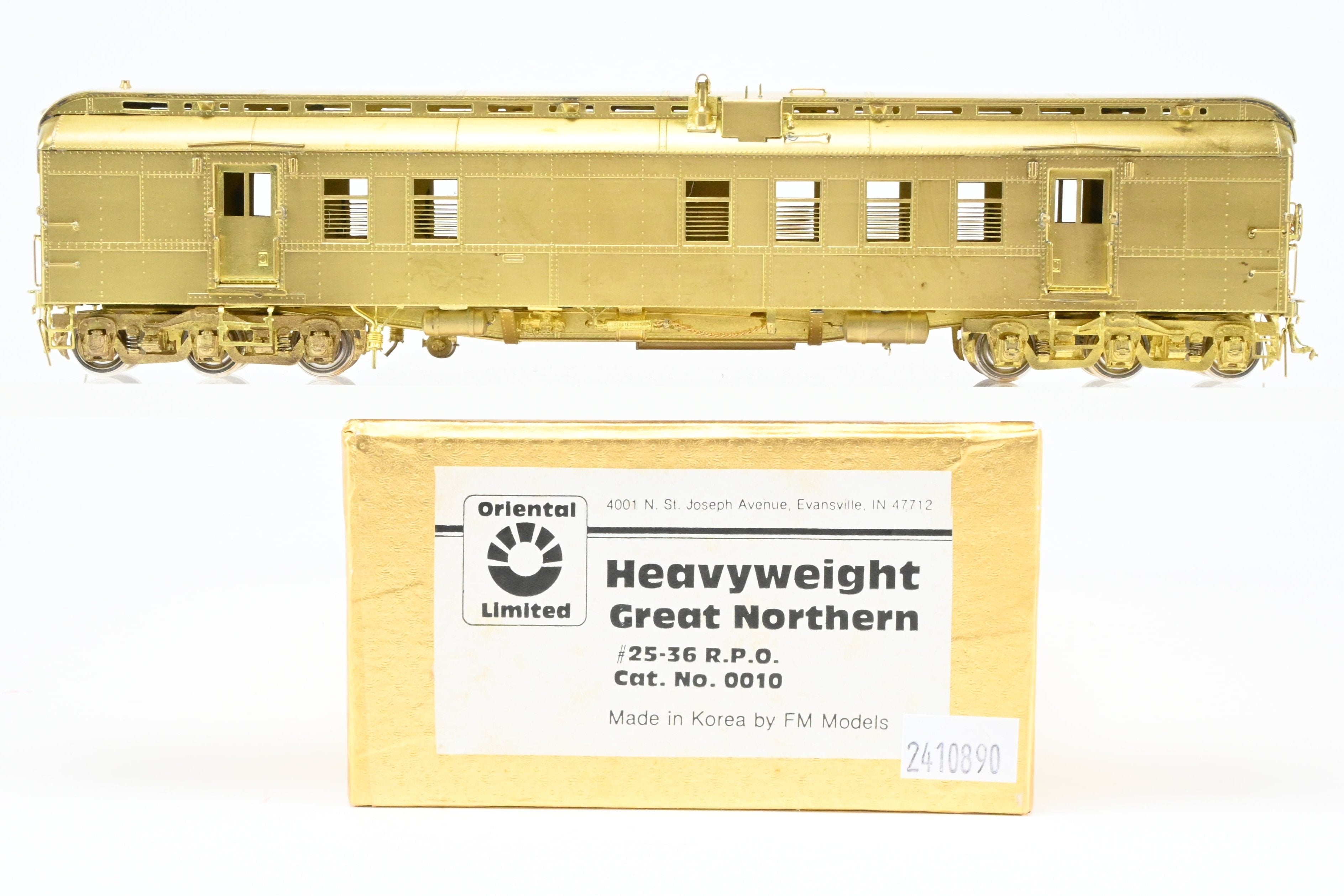 HO Brass Oriental Limited Great Northern 60-Foot RPO Model #25 - 36