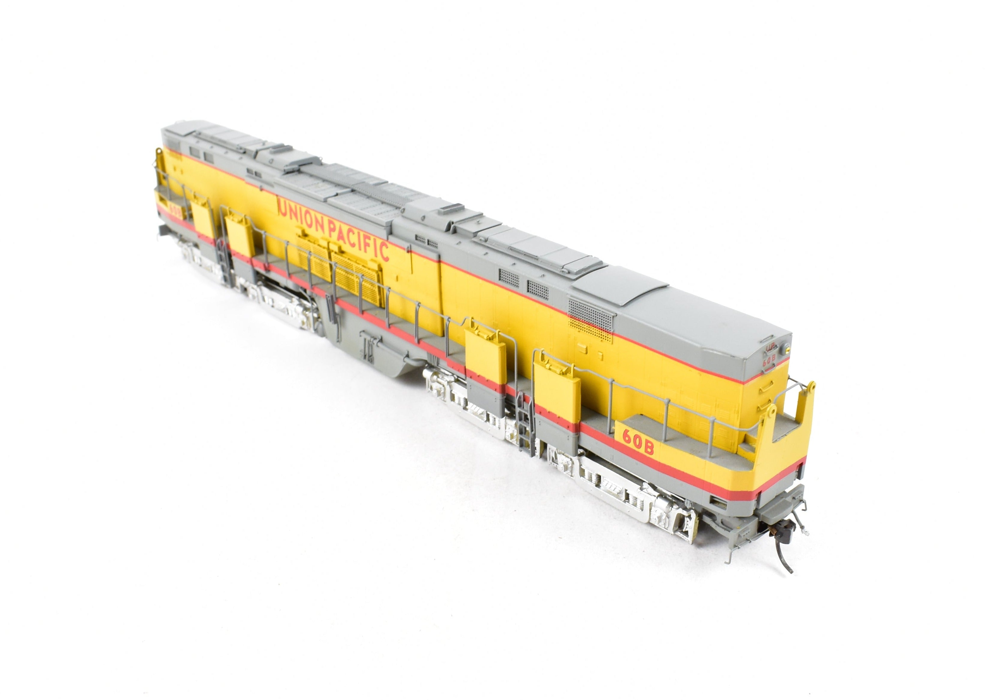 High - Quality HO Scale Brass Oriental Limited Union Pacific Alco C855 A/B/A Set with Custom Painting and Excellent Condition