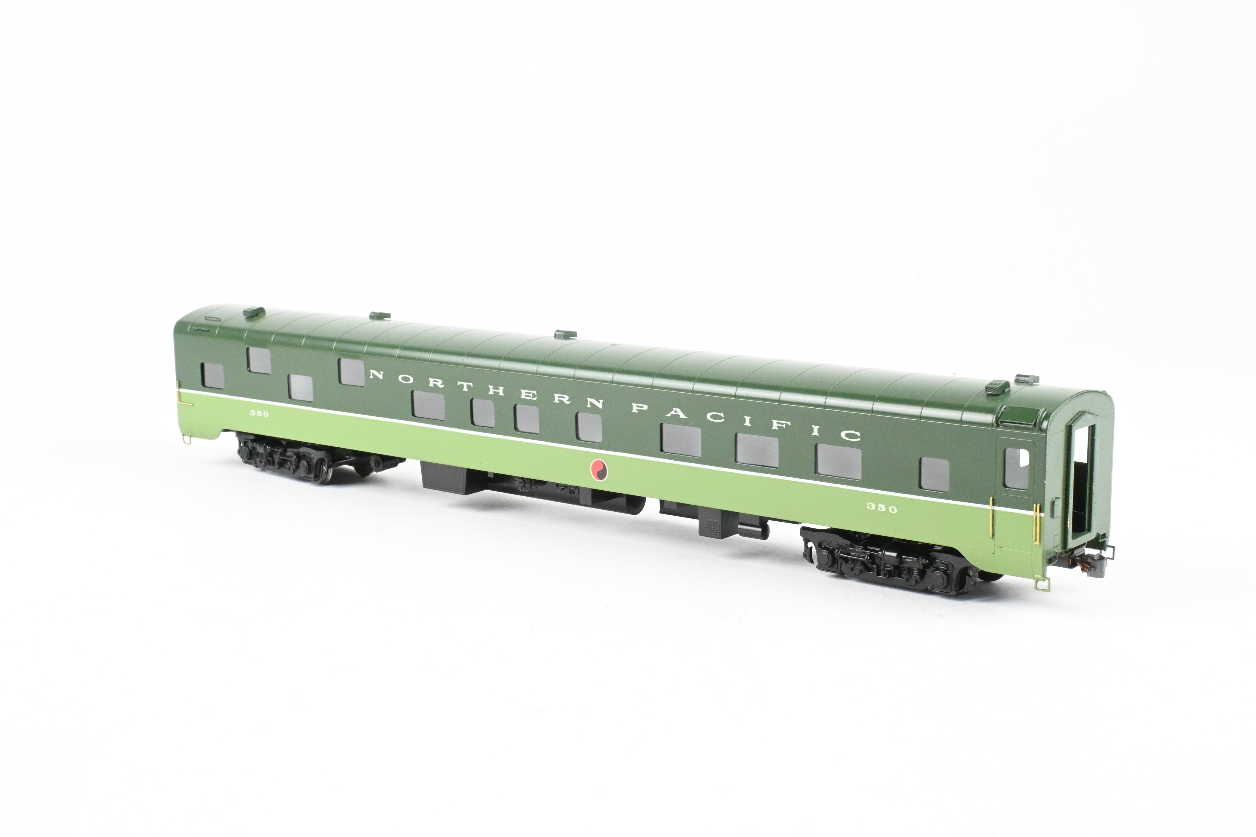 Custom Painted HO Brass Oriental Limited NP Northern Pacific Sleeper #350 with Skirts