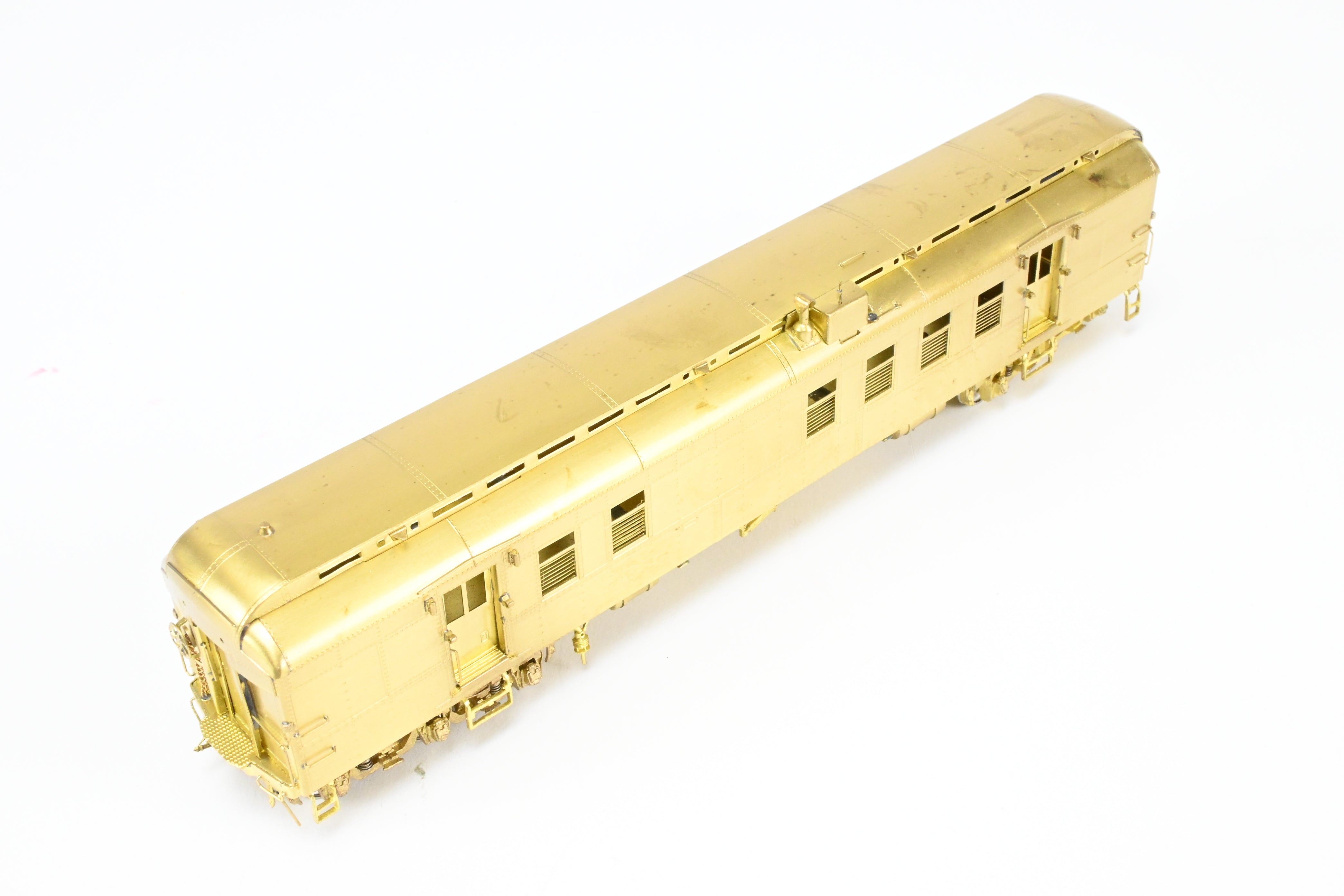 HO Brass Oriental Limited Great Northern 60-Foot RPO Model #25 - 36