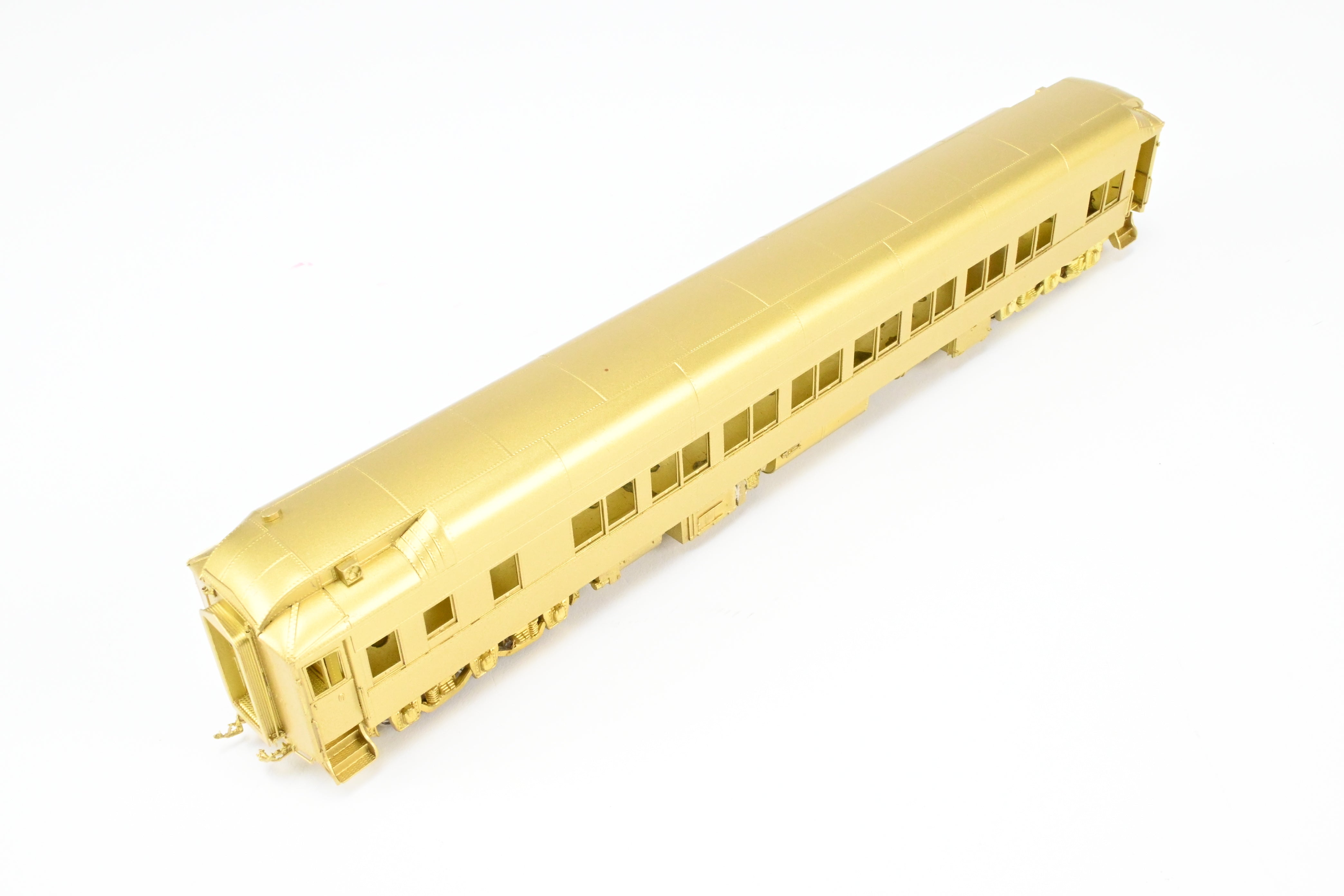 HO Brass Oriental Limited 16-Section Heavyweight Tourist Sleeper with Mechanical A/C