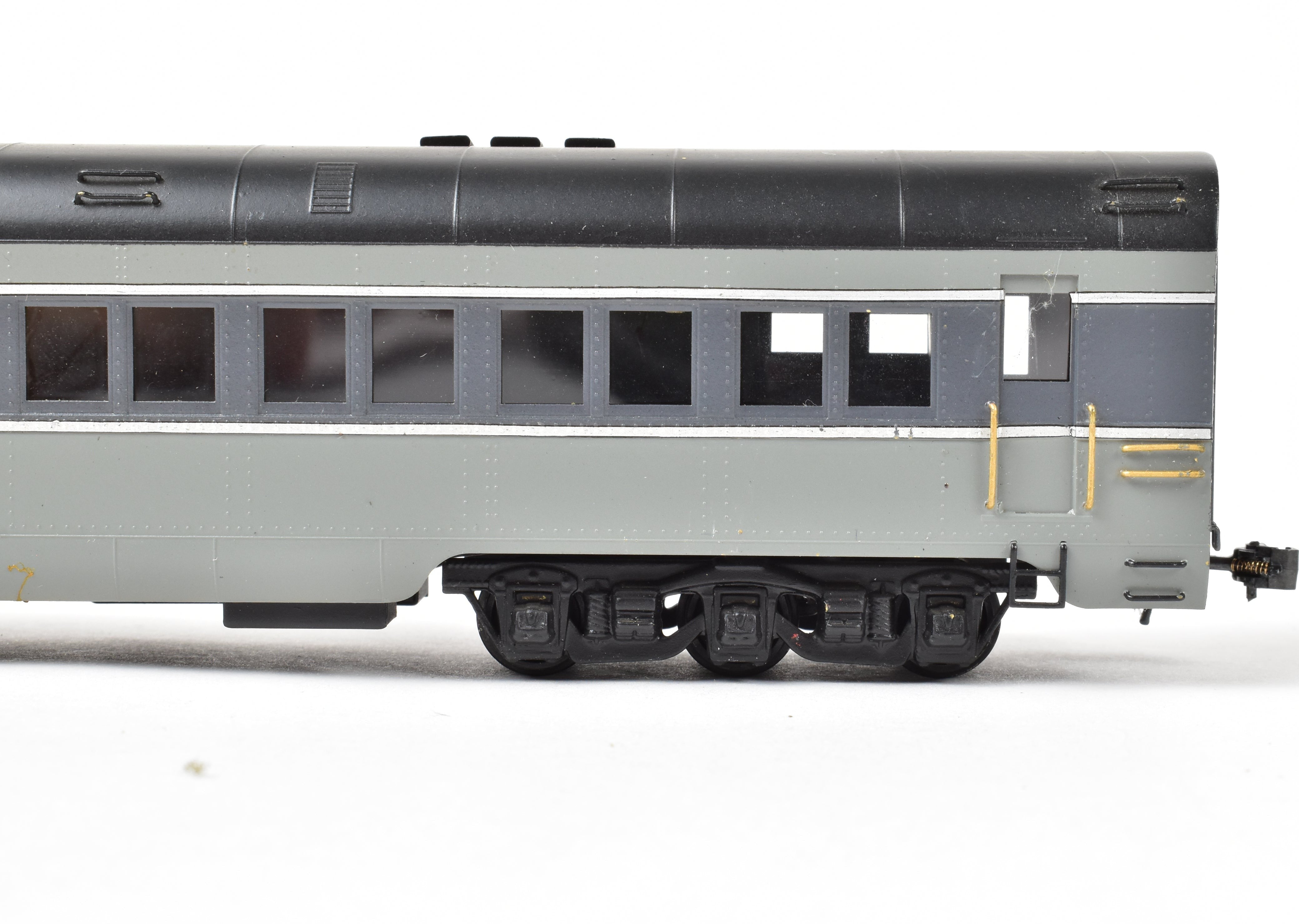 HO Scale Brass Model Train Set - Oriental Limited SP/UP/C&NW UP Union Pacific The Forty Niner 8-Car Set in Two-Tone Gray with Overland Lettering