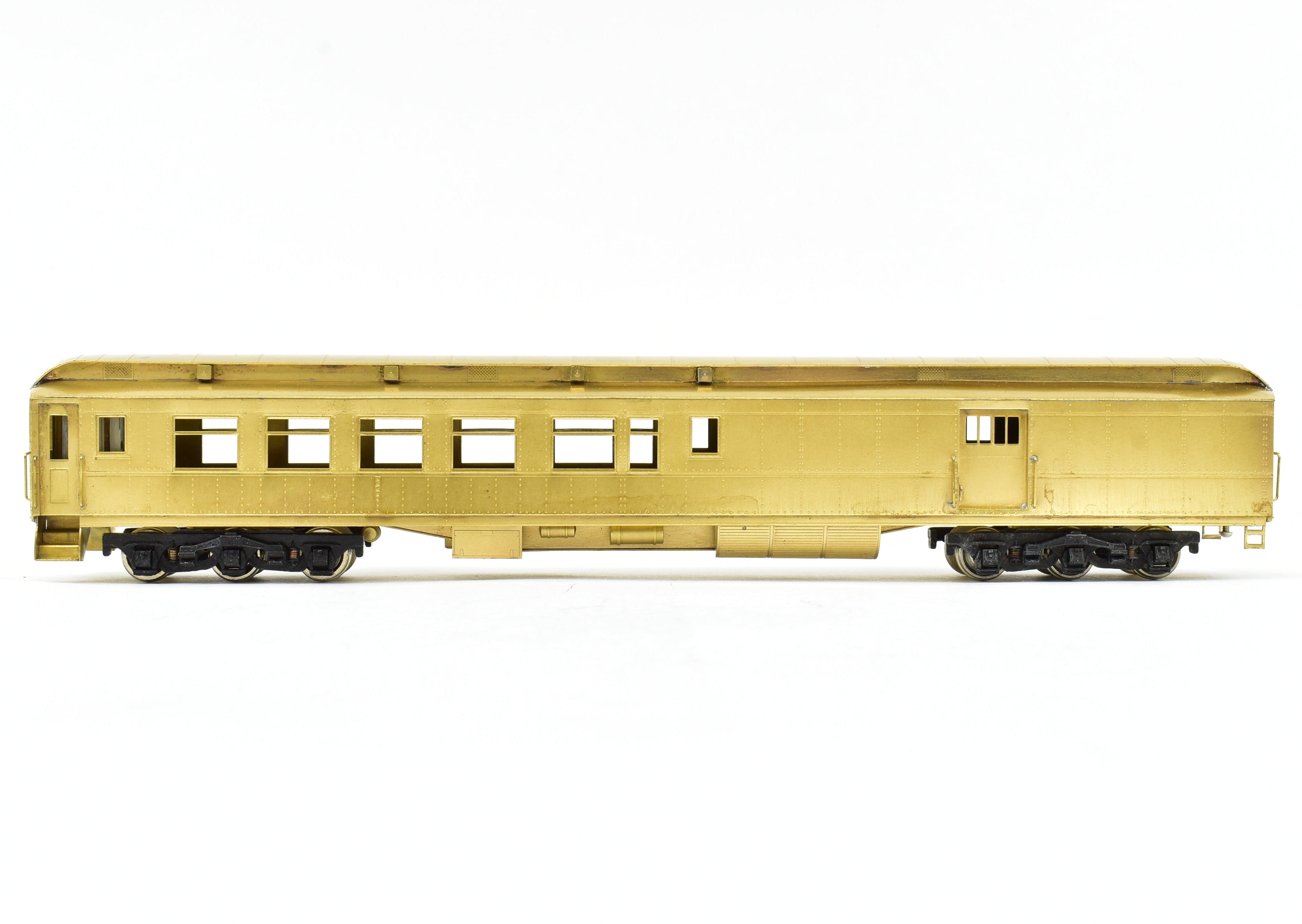 HO Scale Brass Lambert #850 ATSF - Santa Fe Heavyweight Combine Model with Central Valley Trucks for Model Train Enthusiasts