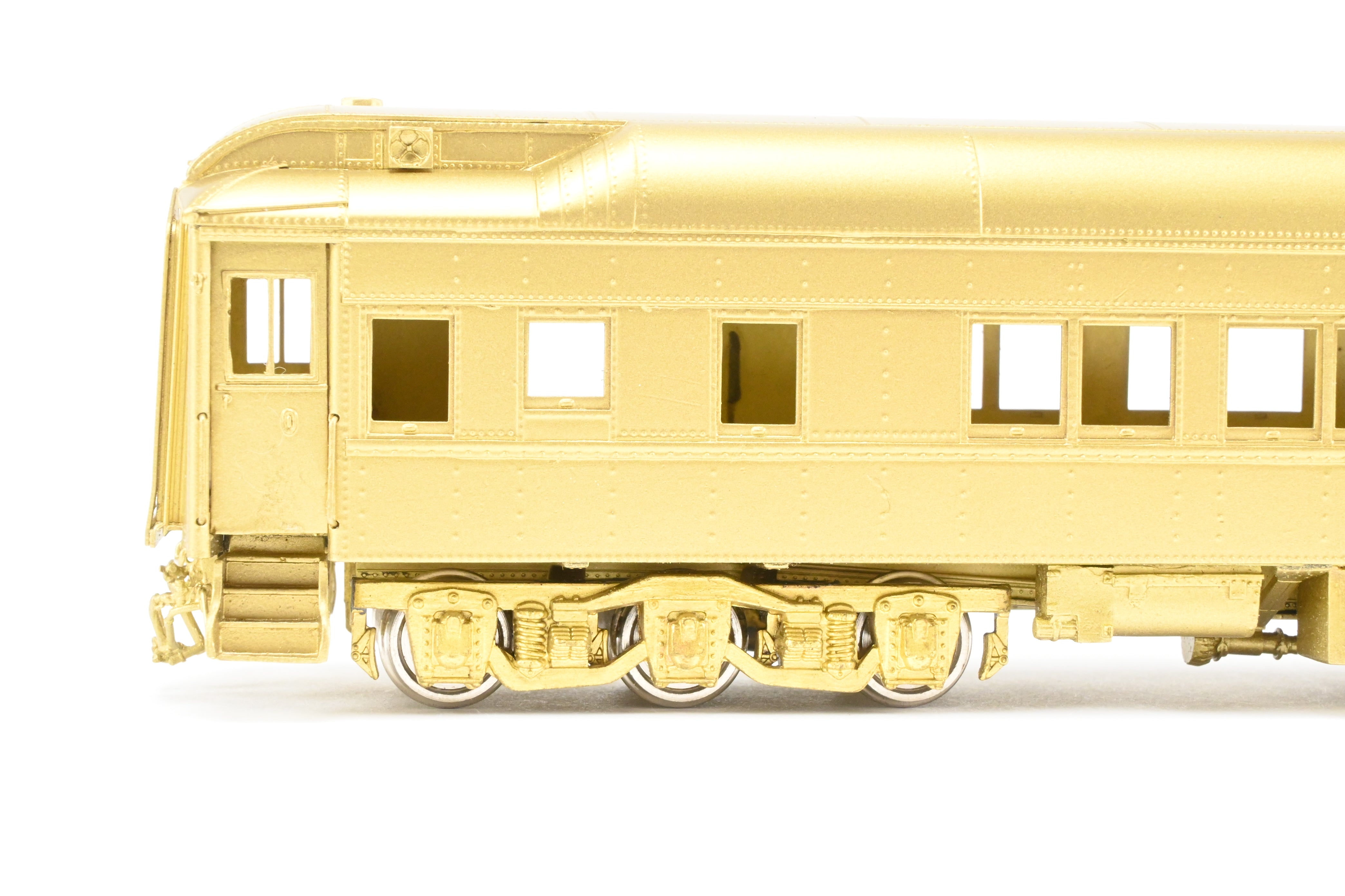 High - Quality HO Scale Brass Oriental Limited Pullman Heavyweight 16 - Section Tourist Sleeper with Mechanical Air - Conditioning for Model Trains