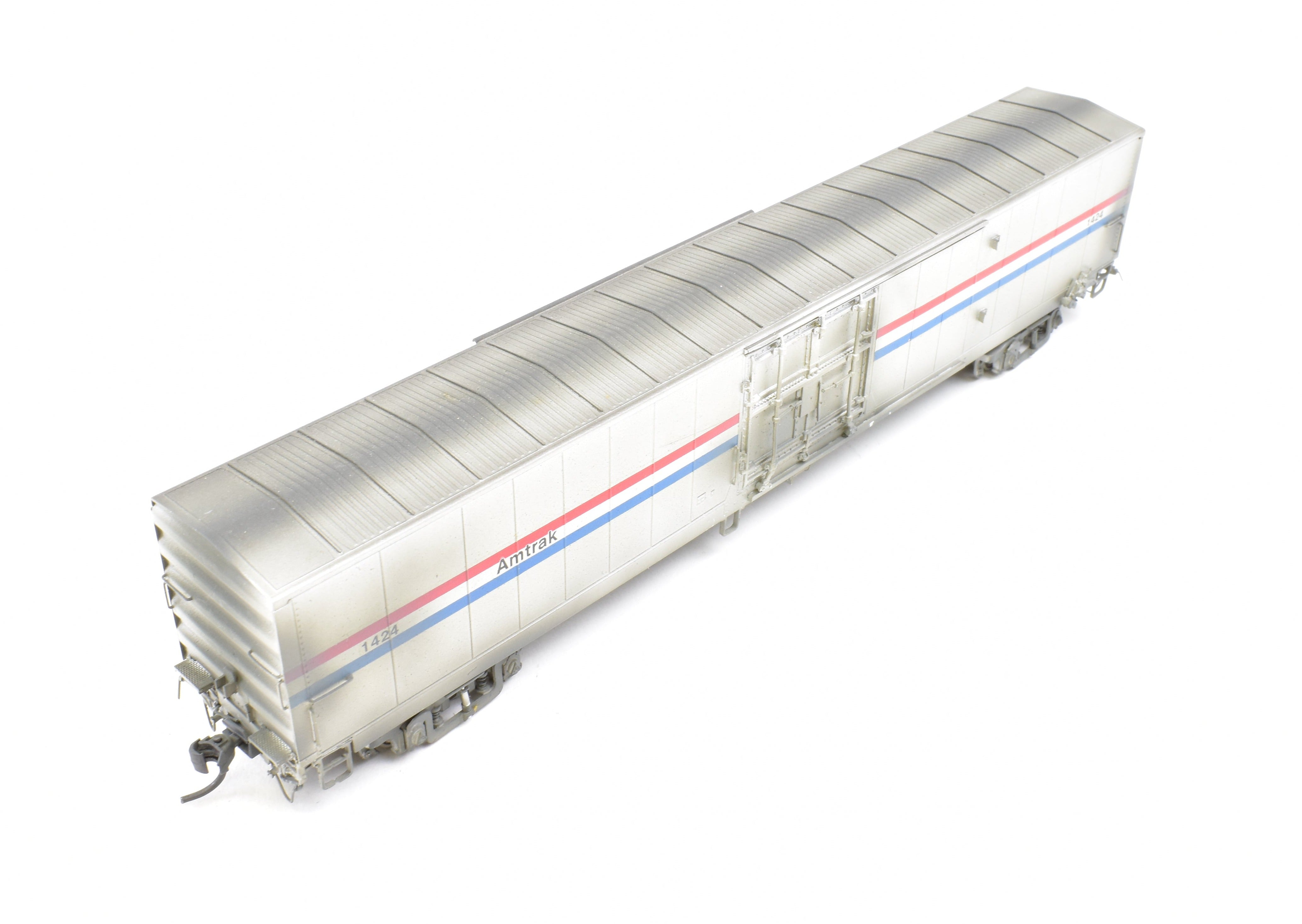 Custom Painted and Weathered HO Brass Metro Models Amtrak #1424 Merchandise Handling Car