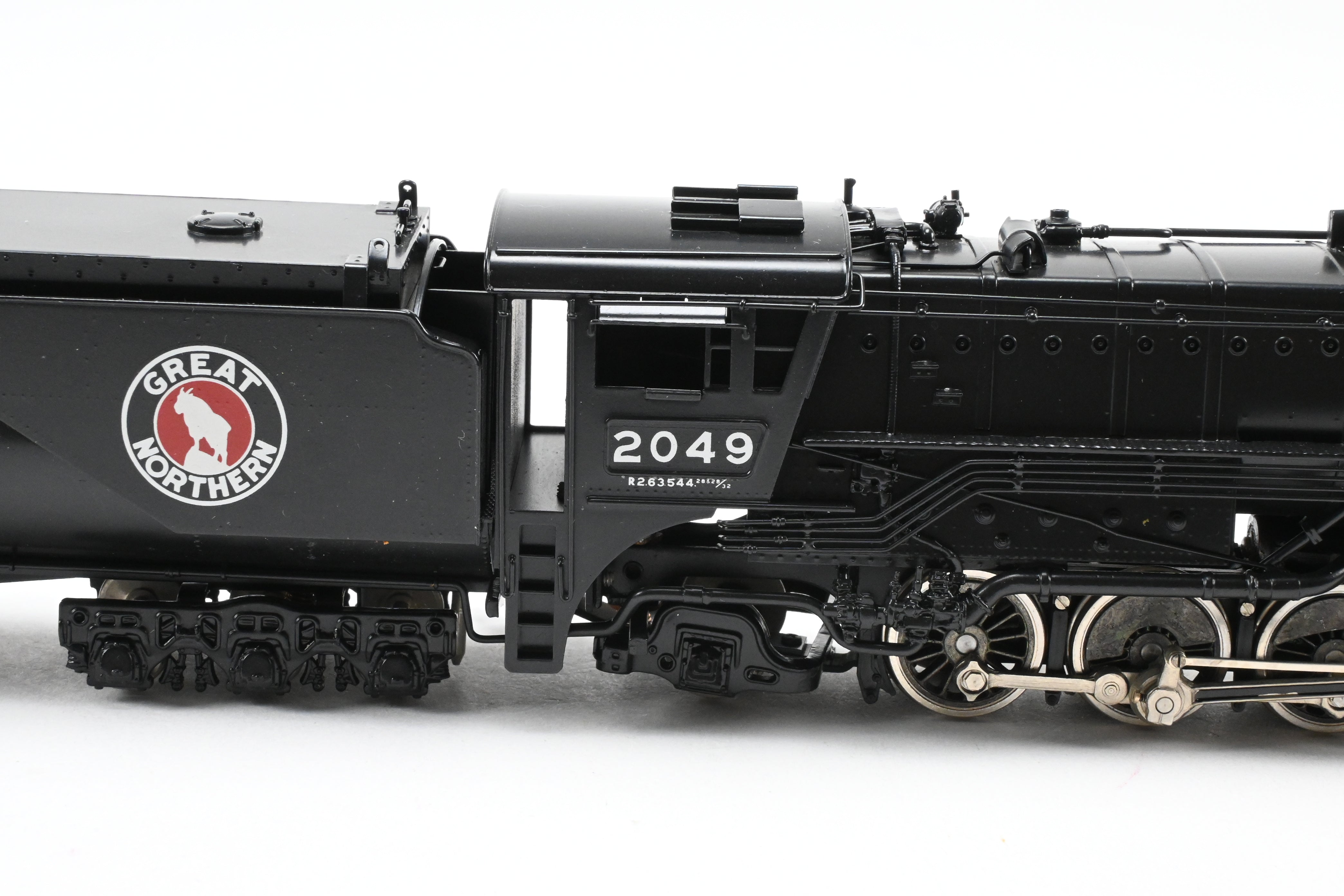 High - Quality HO Scale Brass PFM - Tenshodo GN Great Northern 2 - 8 - 8 - 2 Class R - 2 FP Model Train Engine, Road Number 2049, 1974 Run