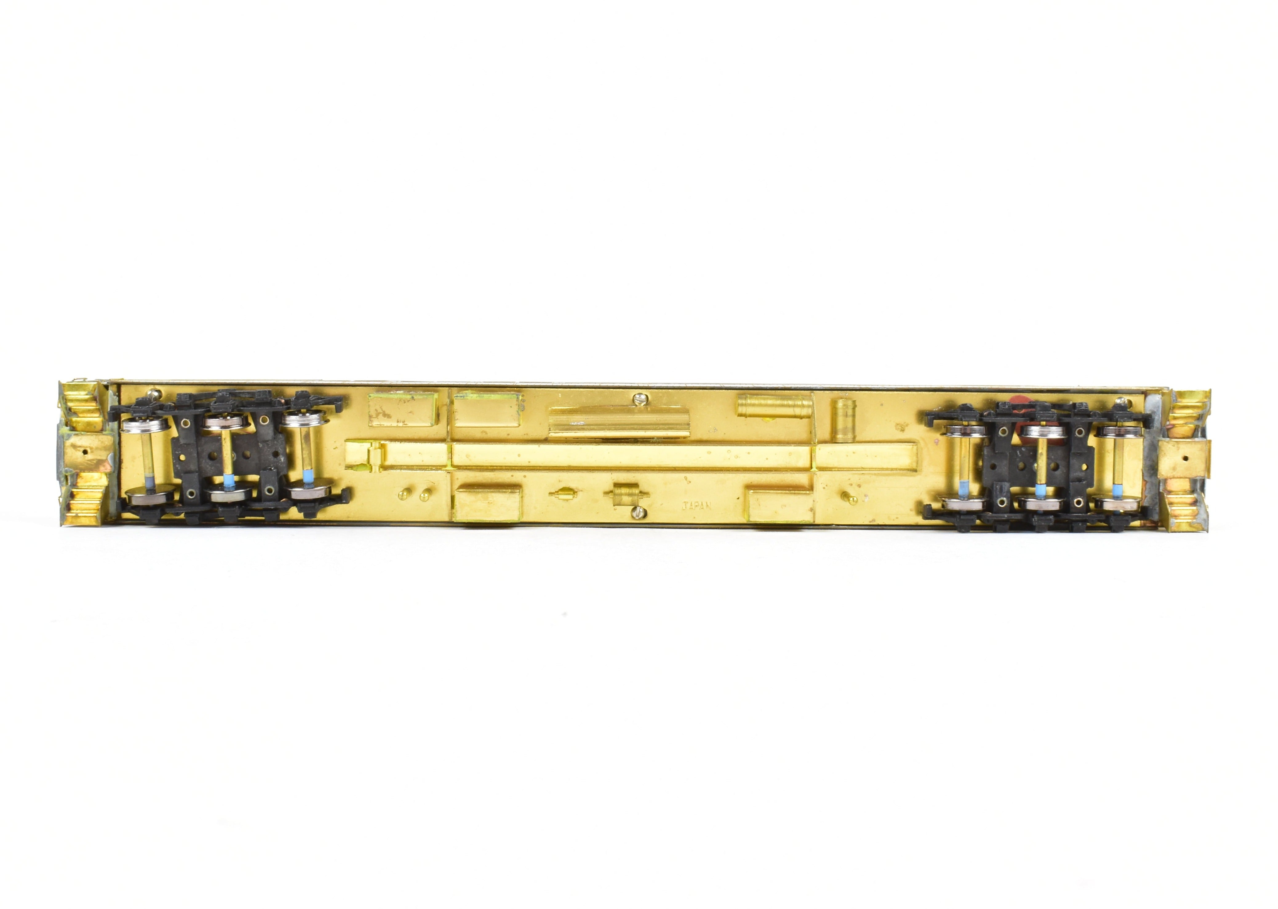 High - Quality HO Scale Brass Lambert Heavyweight 10 - Section Lounge Observation Model for Various Roads with Central Valley Trucks