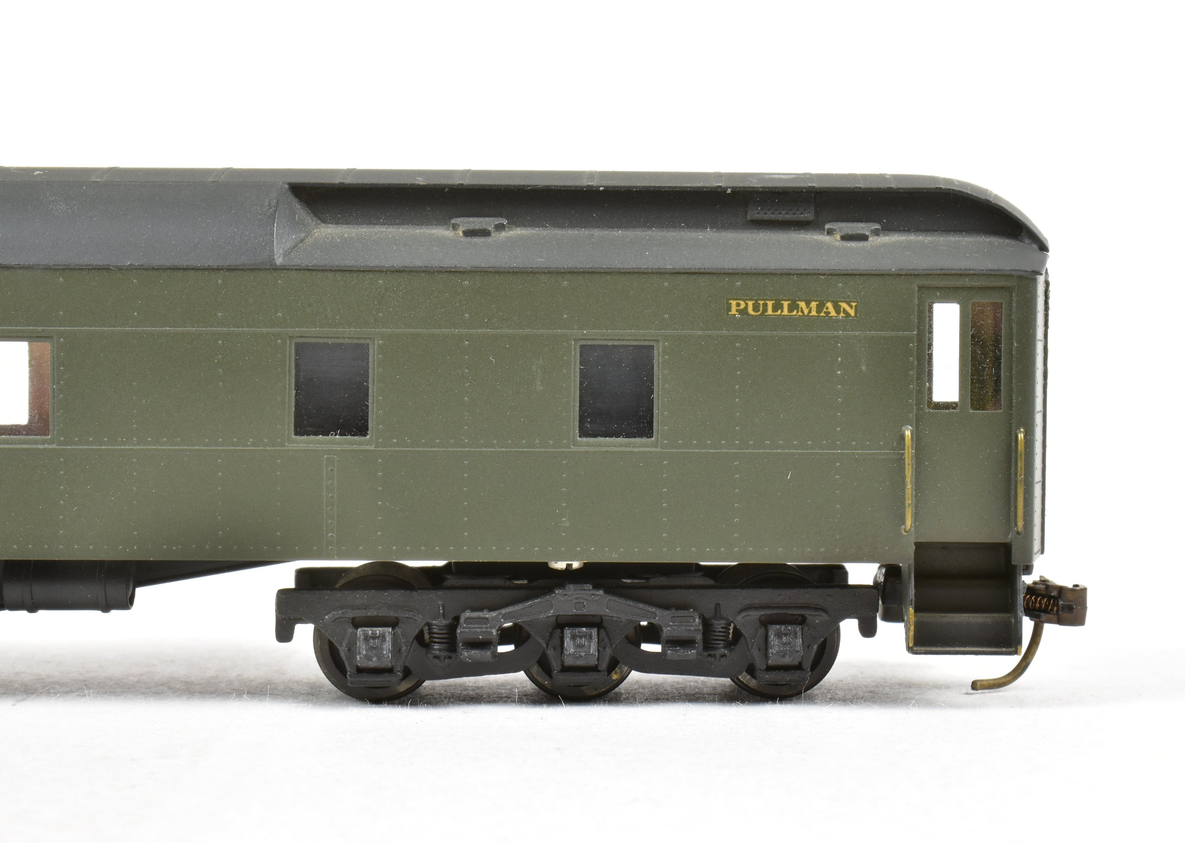 HO Scale Brass Lambert ATSF Santa Fe Heavyweight 12-Section Sleeper Model