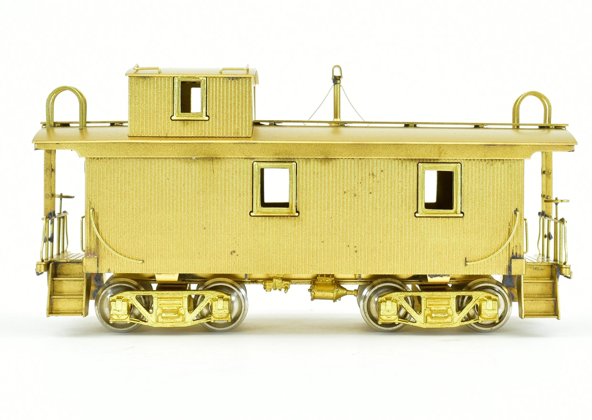 HO Scale Brass Model of Northwest Short Line (NWSL) and Northern Pacific (NP) Wood Caboose with Original Platform Arrangement