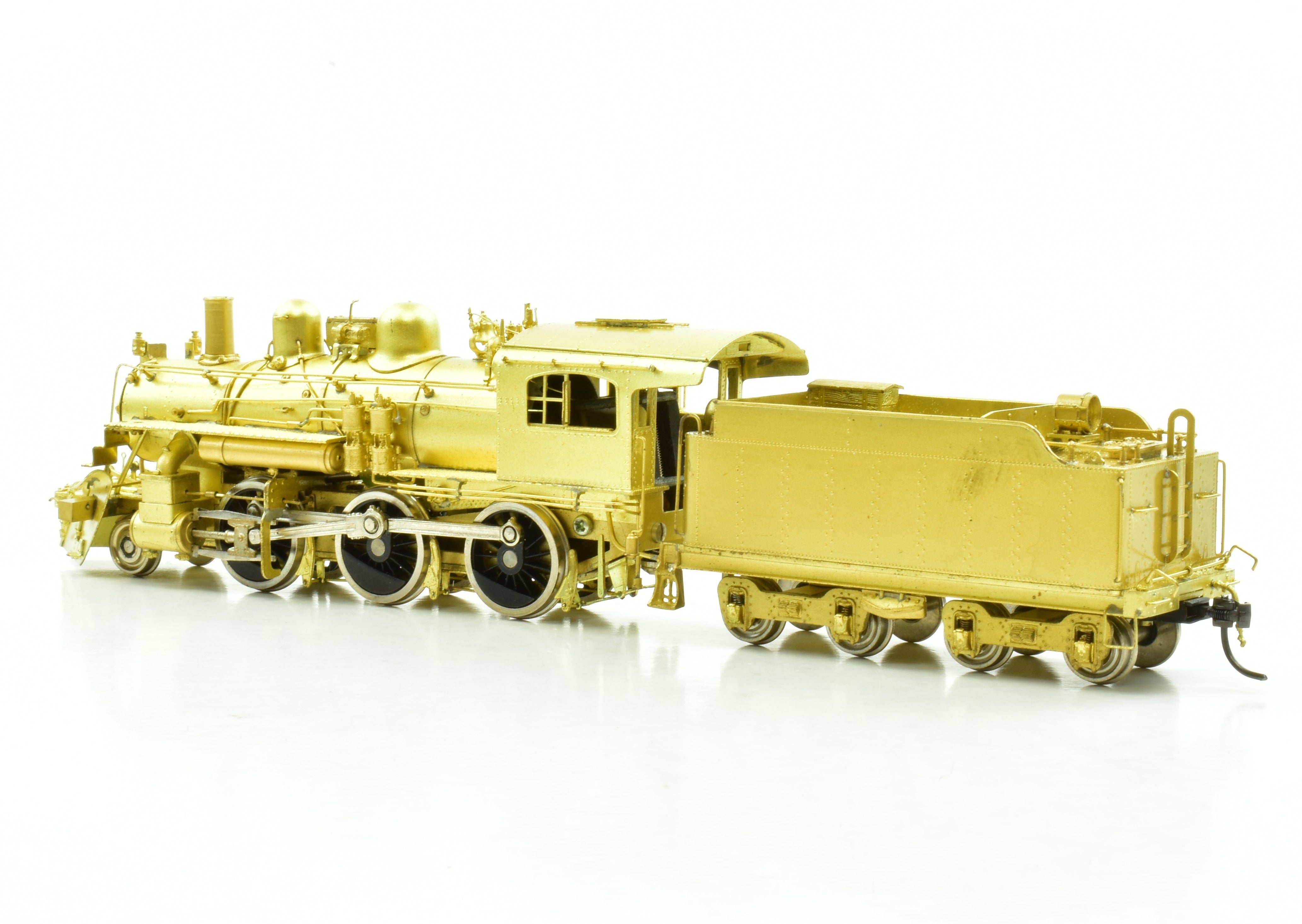 HO Brass Pacific Fast Mail Samhongsa B&M Boston & Maine B-15 2-6-0 with Snow Plow