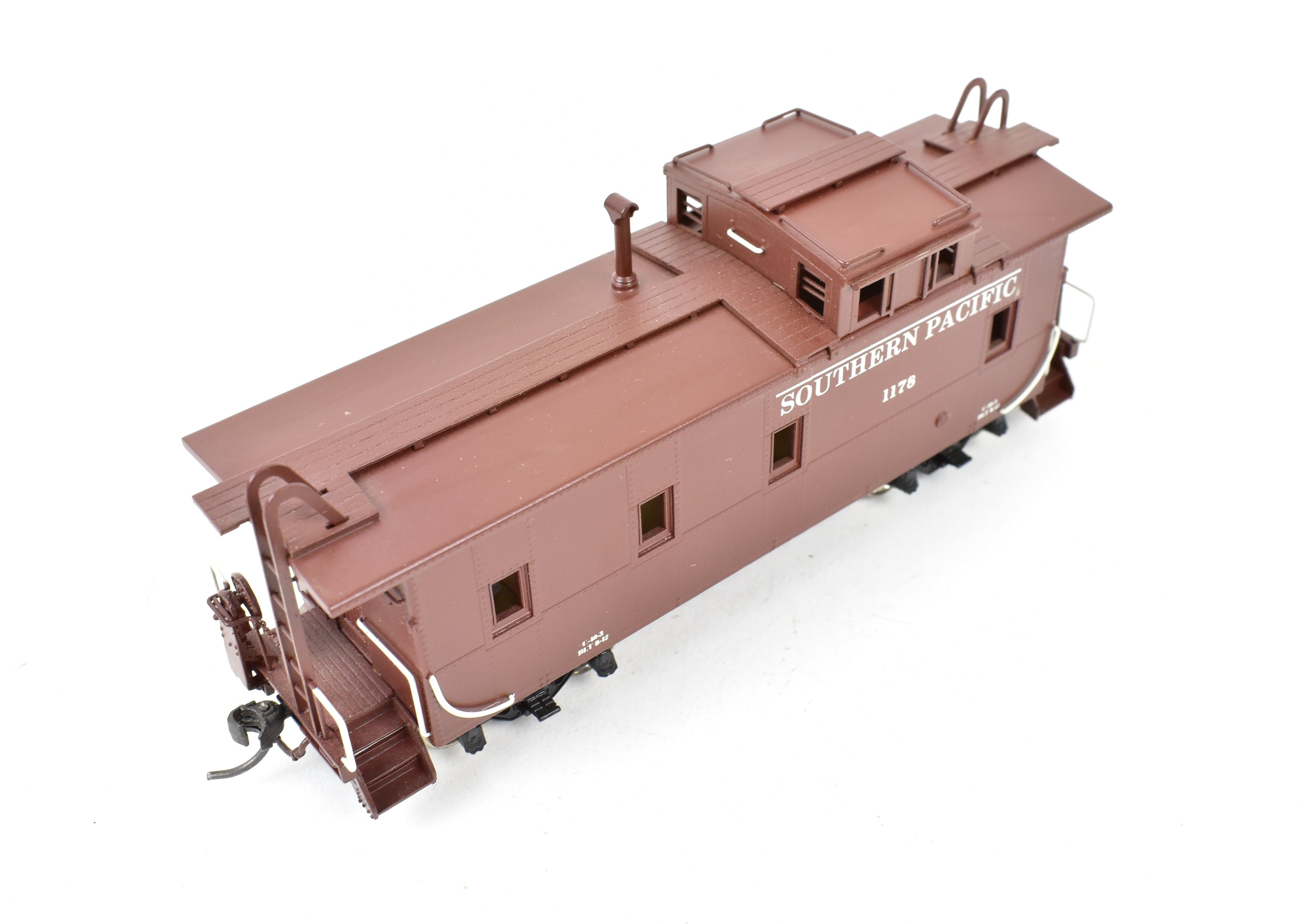 HO Scale Brass Pacific Fast Mail (PFM) - SKI SP Southern Pacific Steam Era C - 40 - 3 Steel Caboose Factory Painted with Road Number 1178 Model
