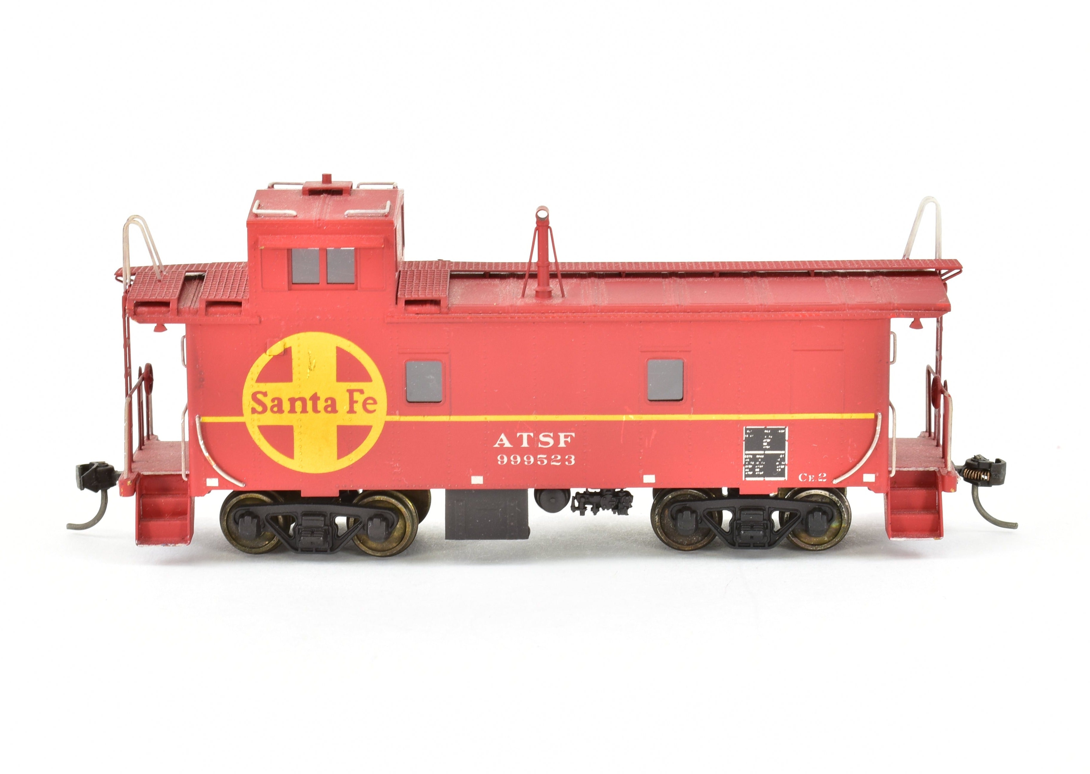 High - Quality HO Scale Brass Nickel - Plated (NPP) ATSF - Santa Fe CE - 2 Caboose Model with Custom Painted Finish