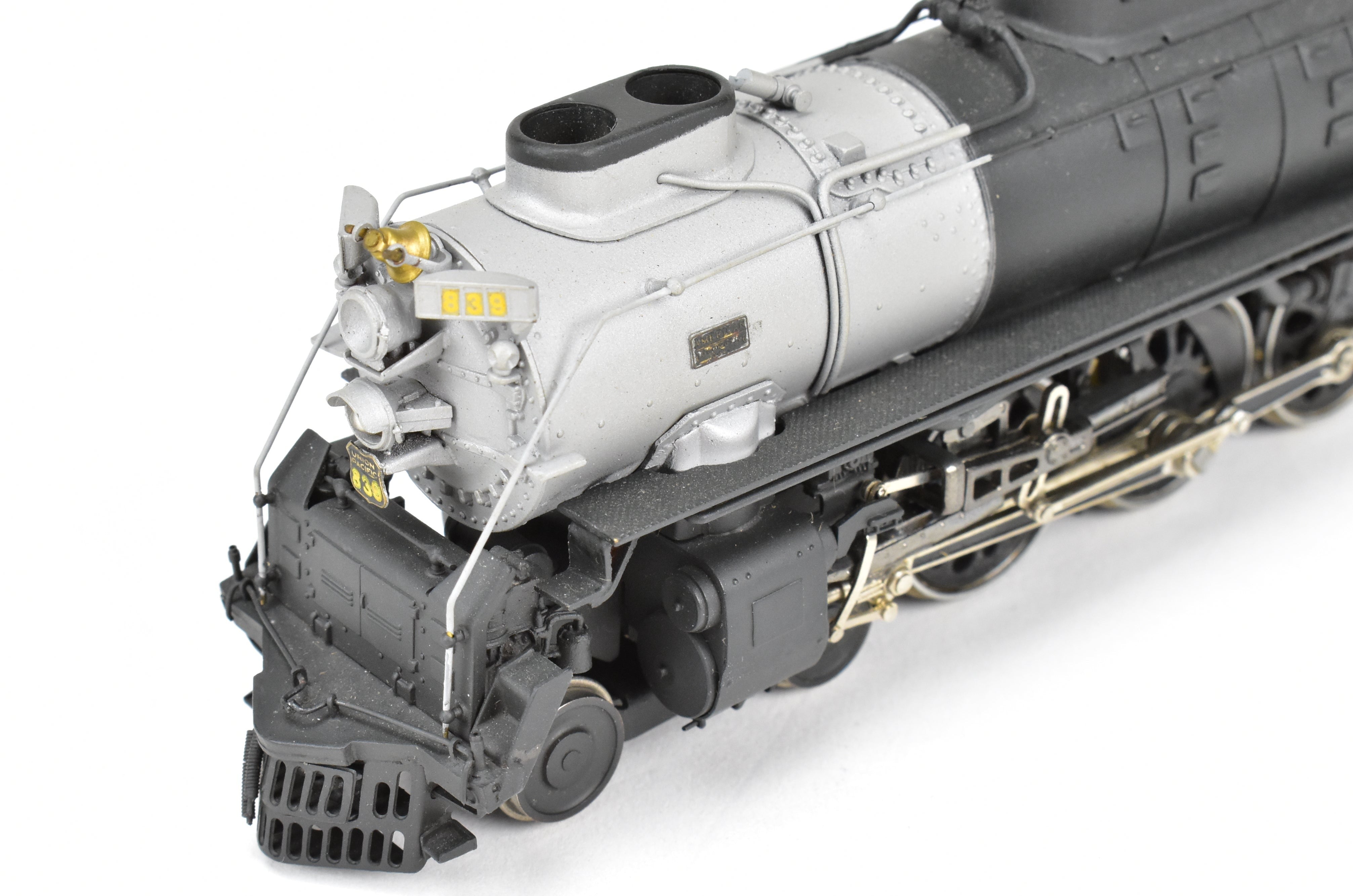 Custom Painted HO Brass Max Gray UP Union Pacific 4-8-4 FEF-3 Northern No. 839